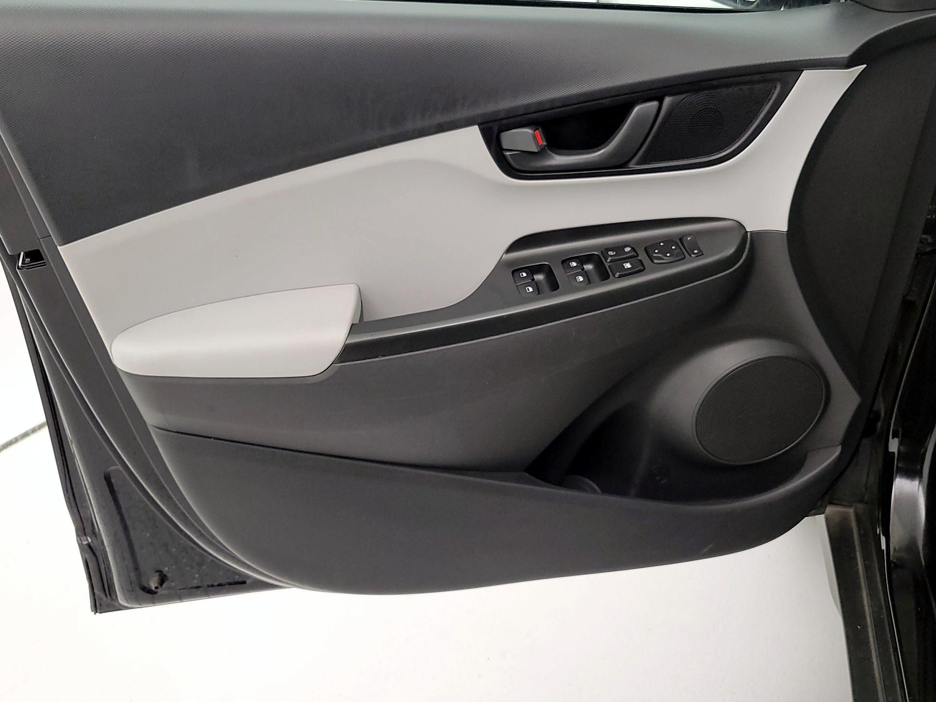 Thumbnail: 2023 Hyundai Kona - 12