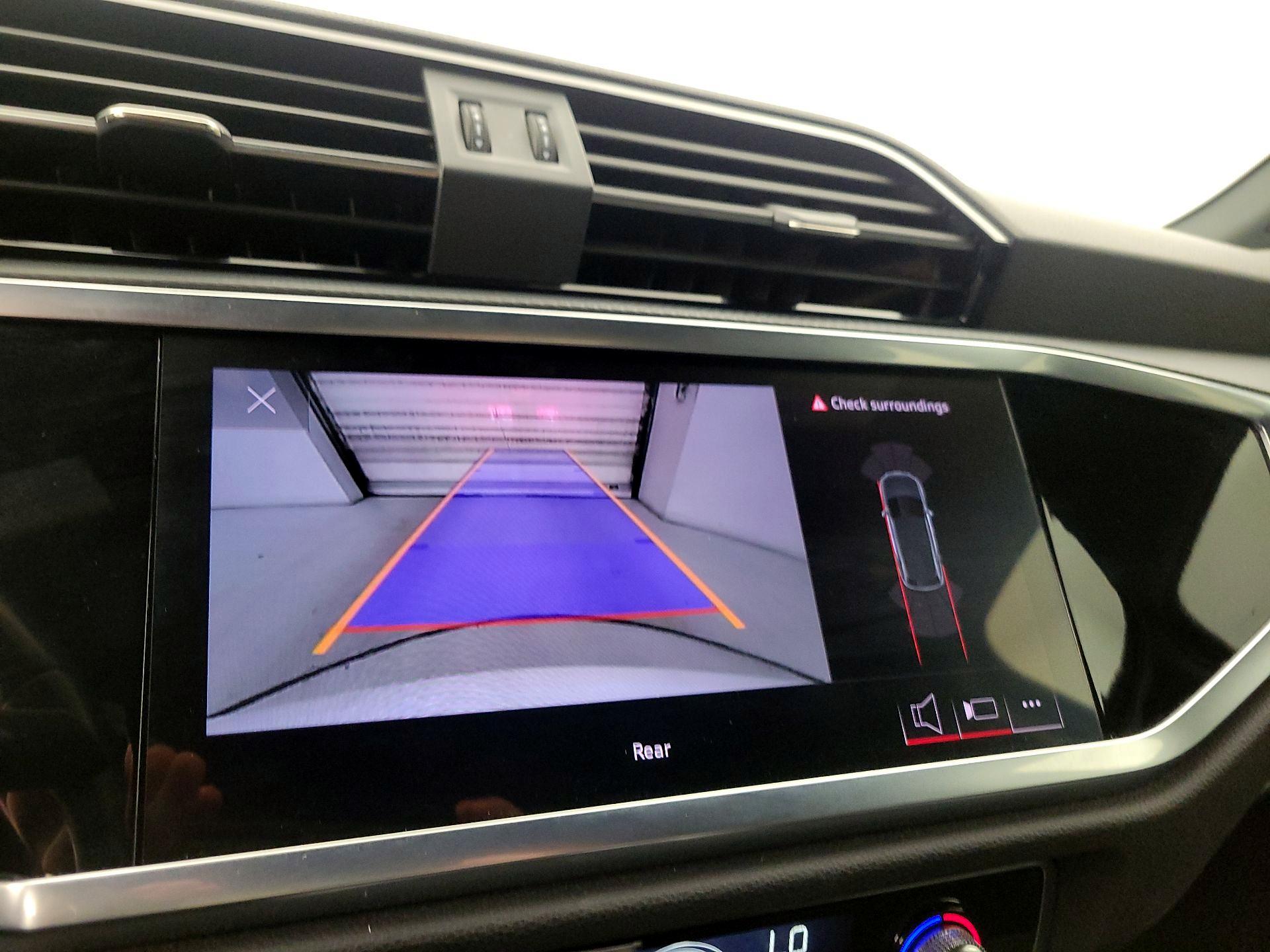 Thumbnail: 2024 Audi Q3 - 14