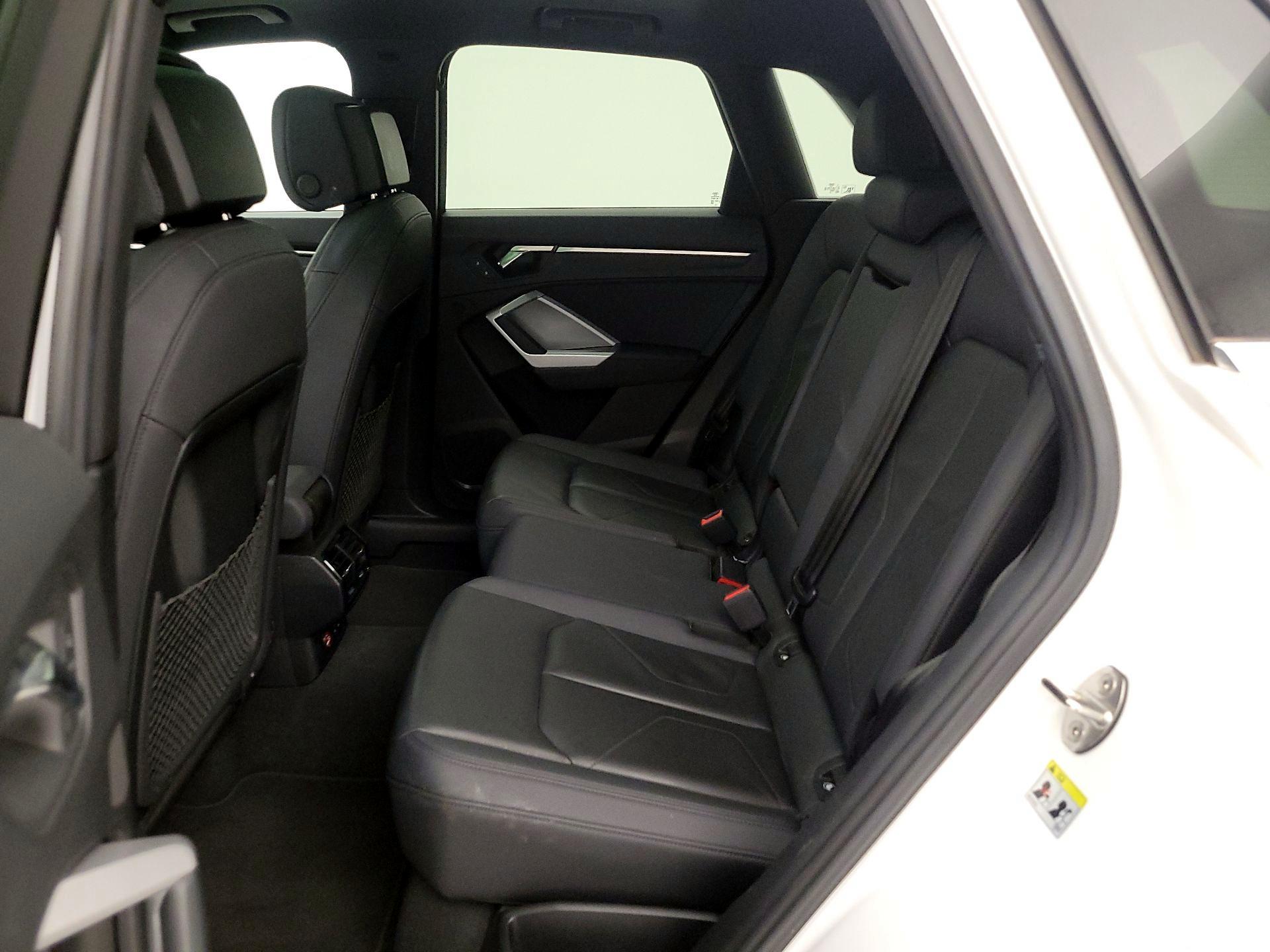 Thumbnail: 2024 Audi Q3 - 20