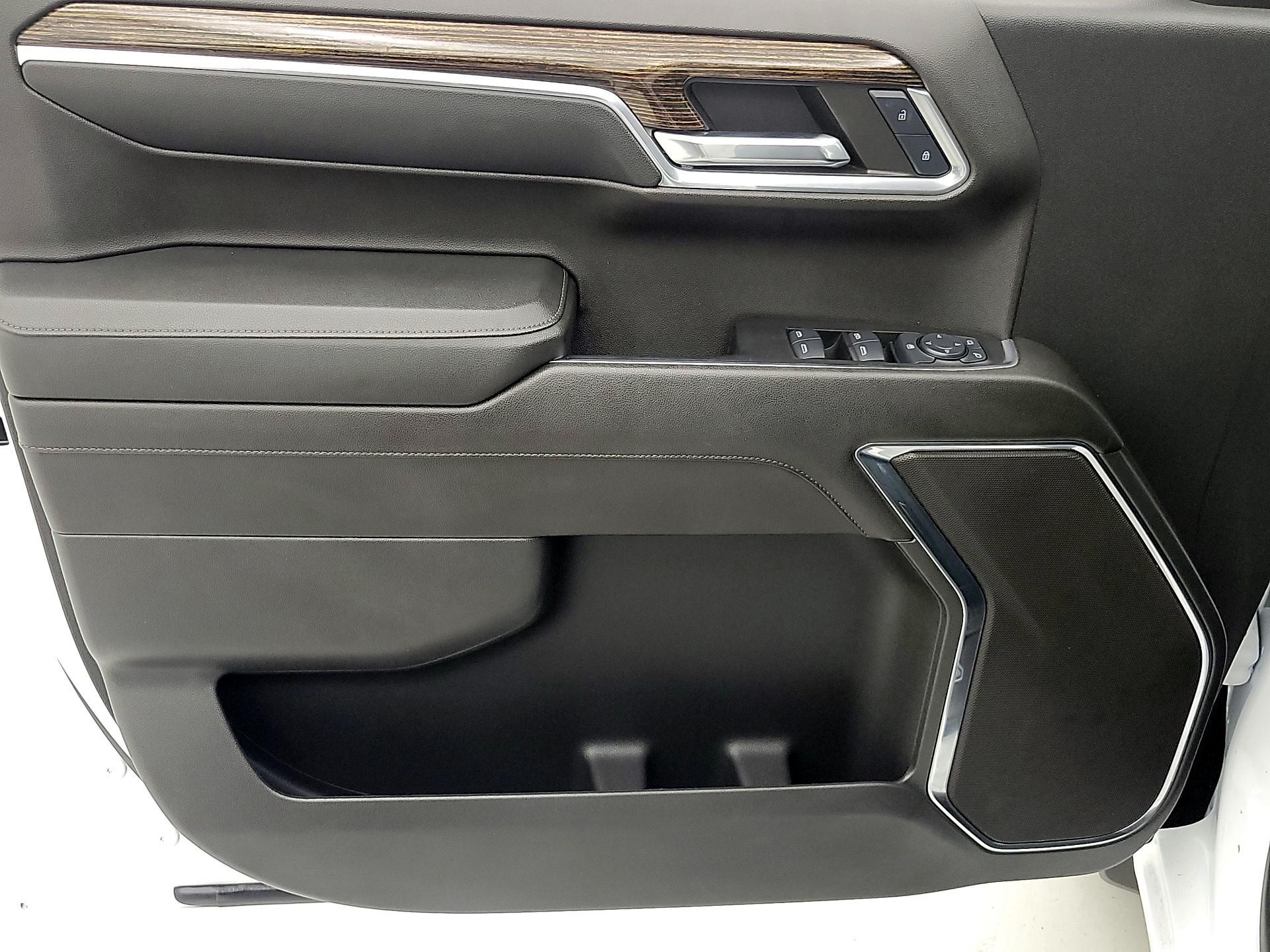 Thumbnail: 2024 GMC Sierra 1500 - 12