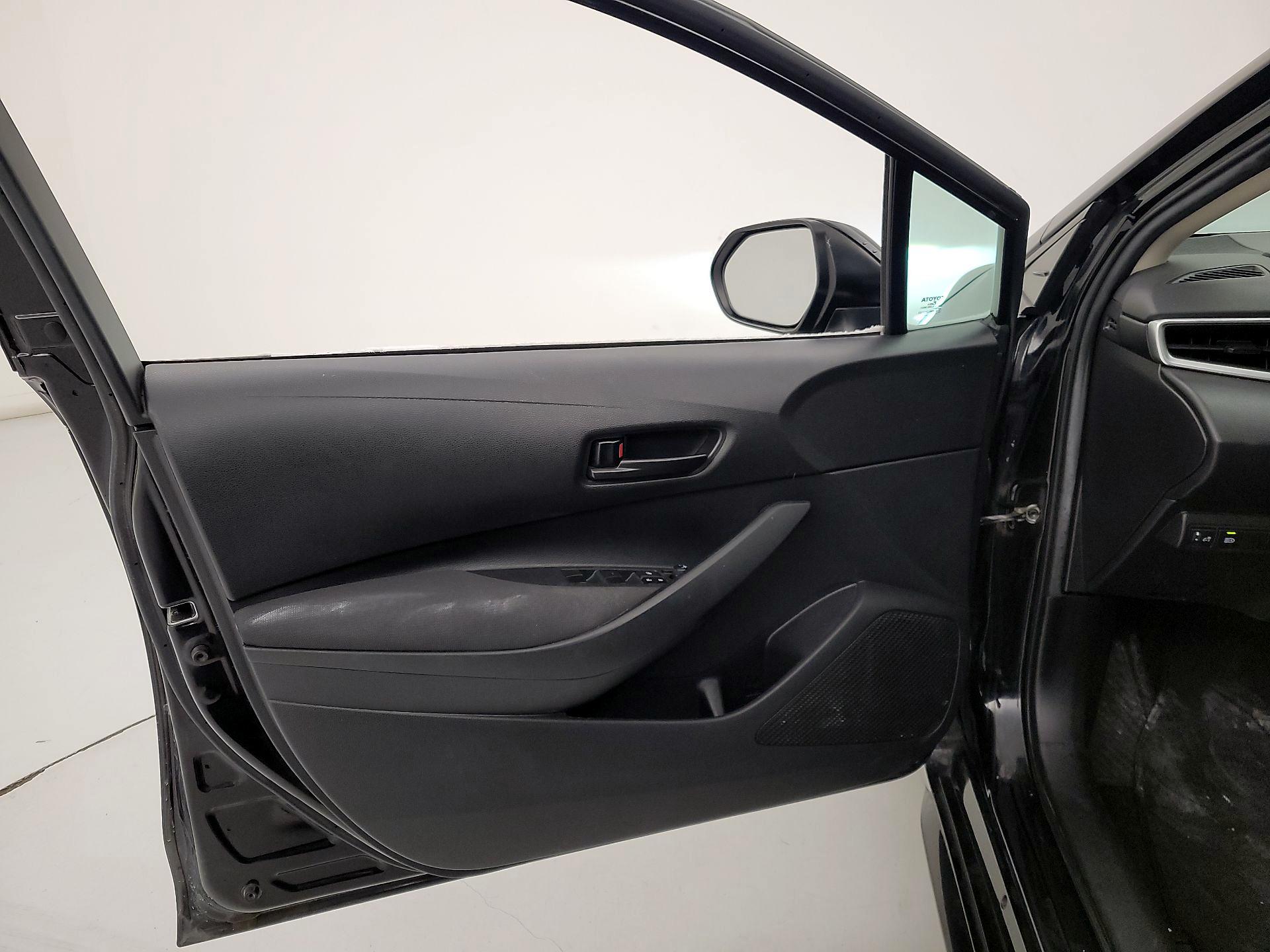 Thumbnail: 2023 Toyota Corolla - 12