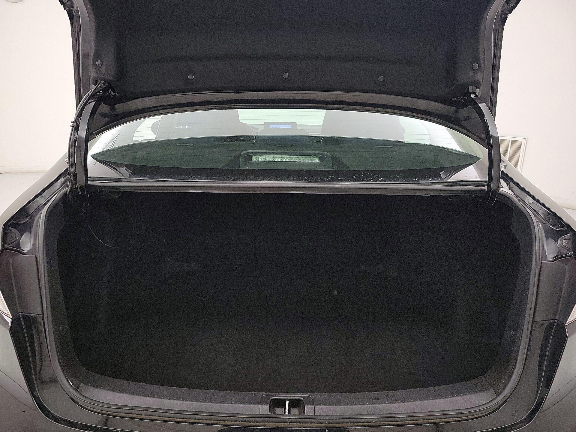 Thumbnail: 2023 Toyota Corolla - 20