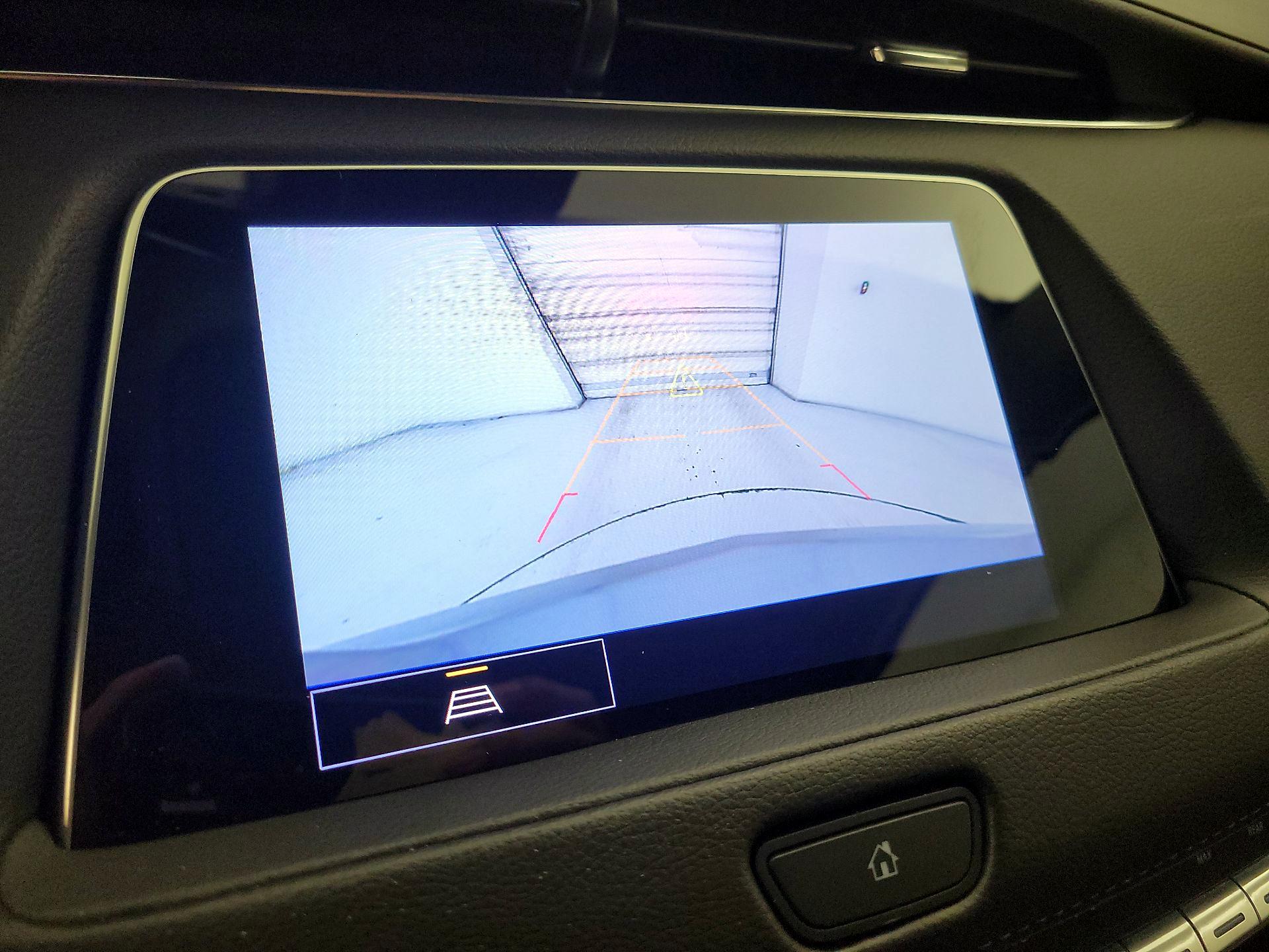 Thumbnail: 2023 Cadillac XT4 - 14