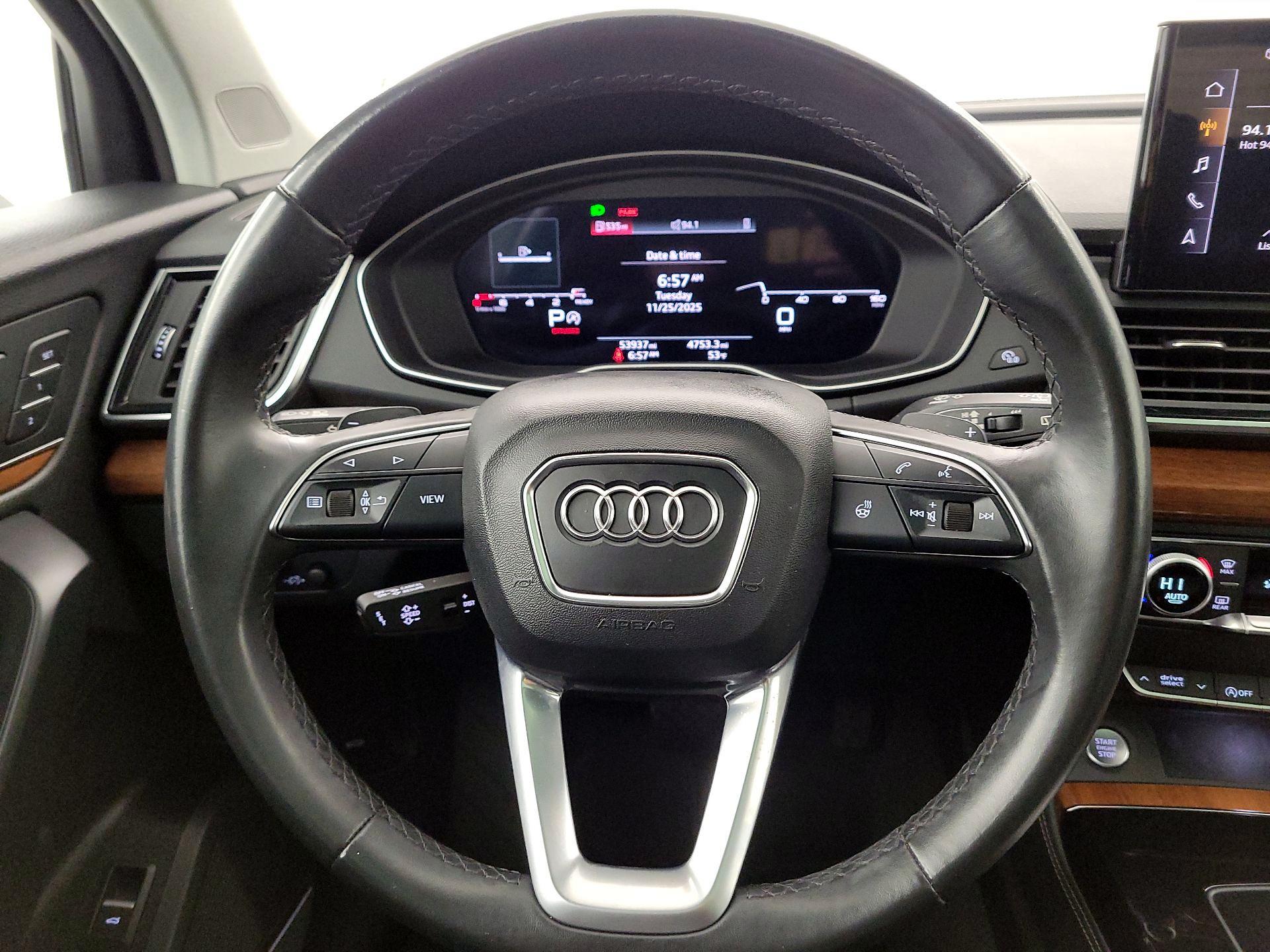 Thumbnail: 2023 Audi Q5 - 10