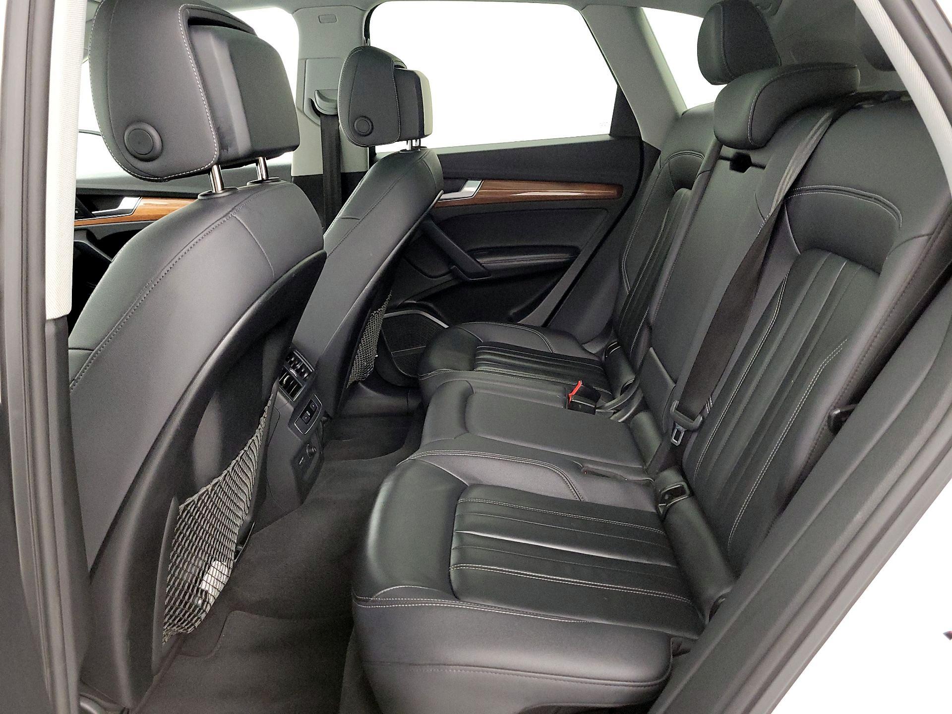 Thumbnail: 2023 Audi Q5 - 20