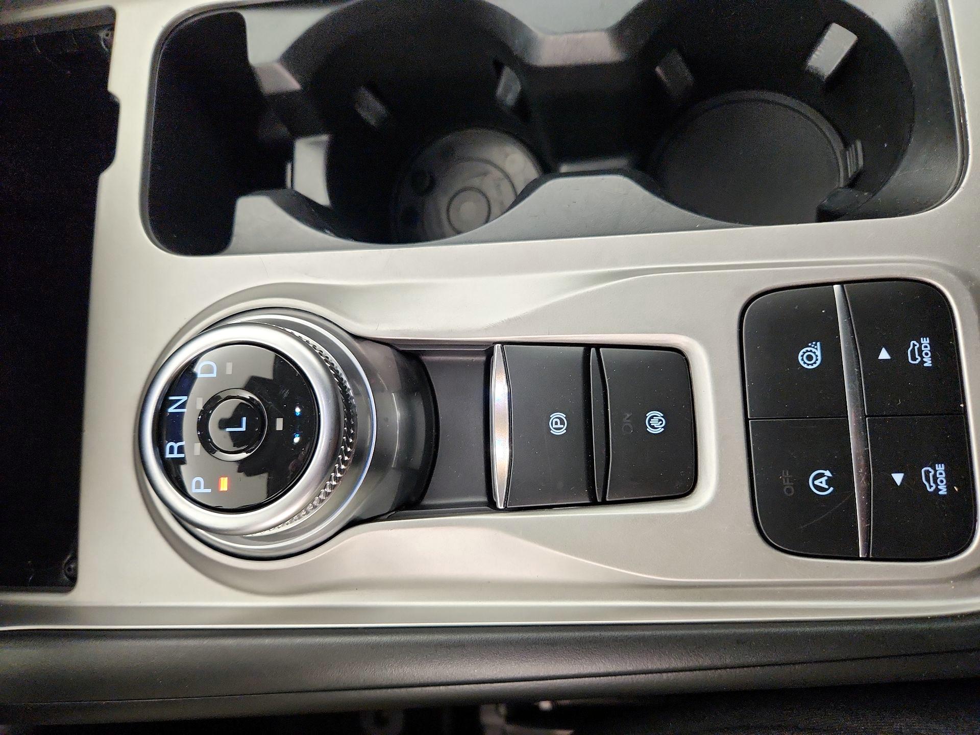 Thumbnail: 2021 Ford Explorer - 17