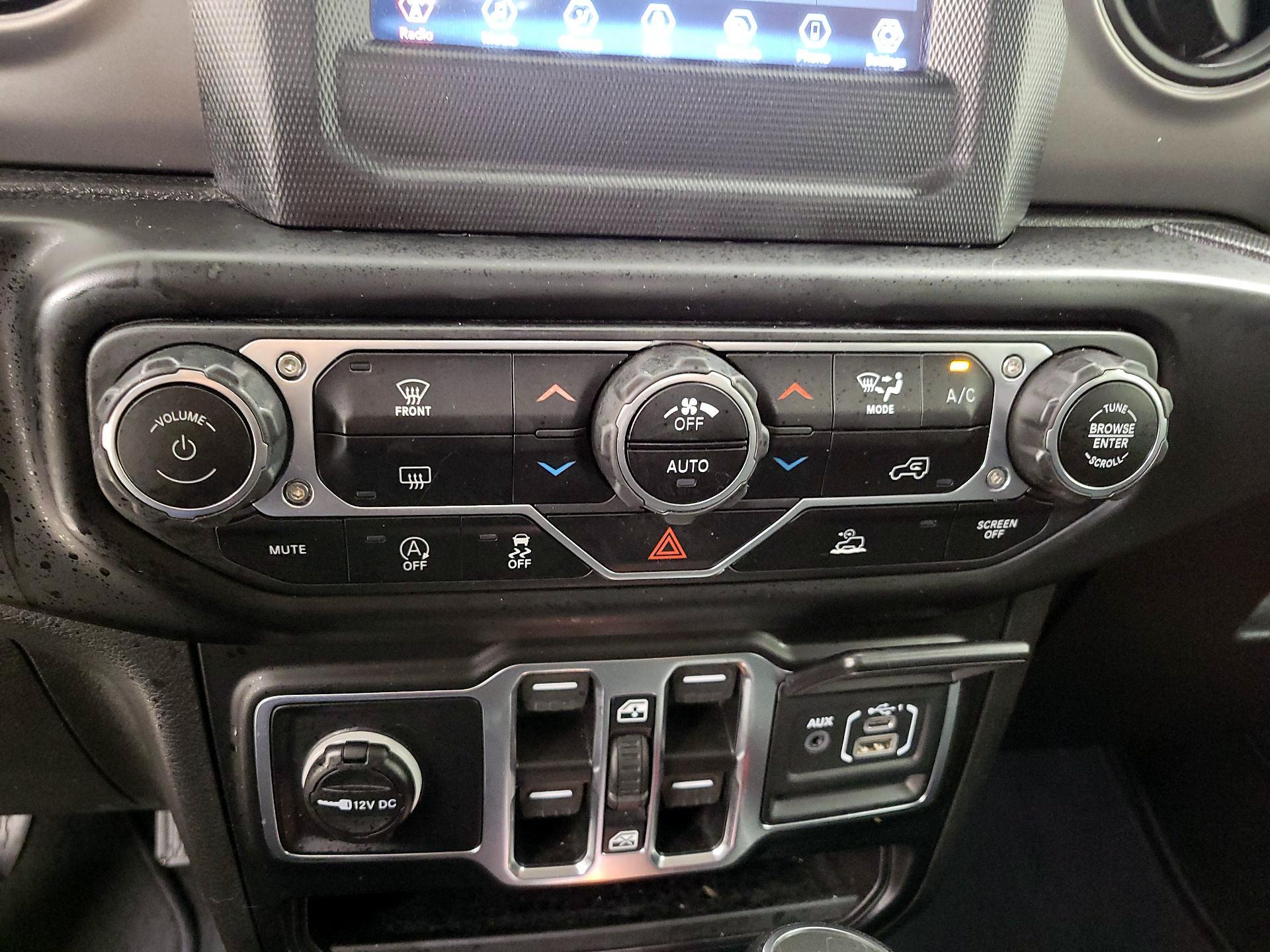 Thumbnail: 2021 Jeep Wrangler - 16