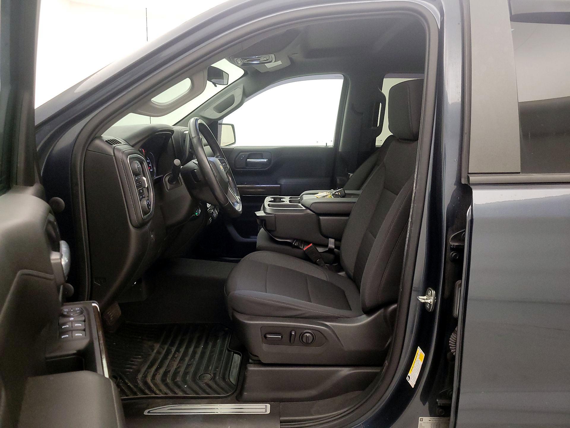 Thumbnail: 2021 Chevrolet Silverado 1500 - 11