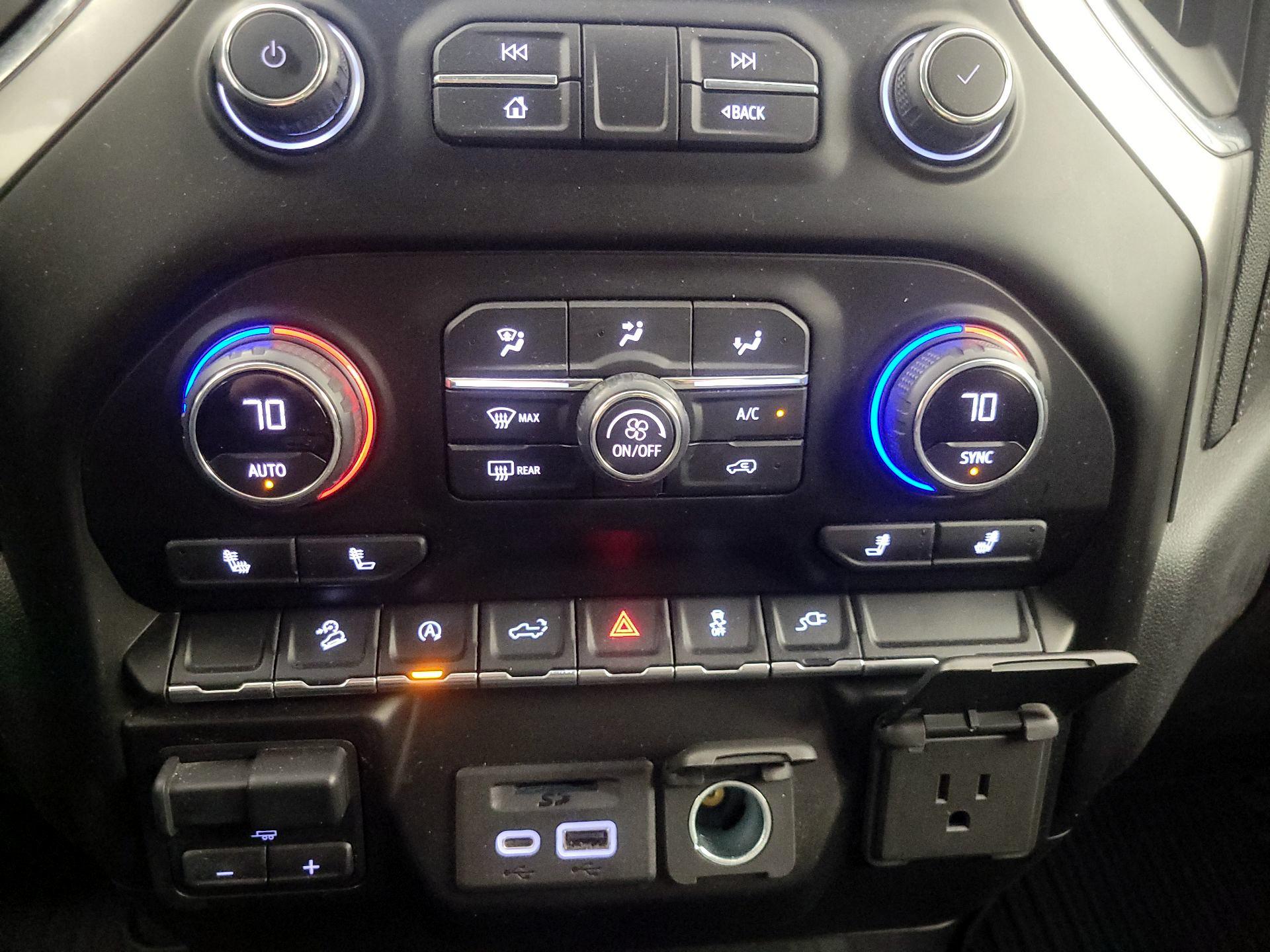 Thumbnail: 2021 Chevrolet Silverado 1500 - 16