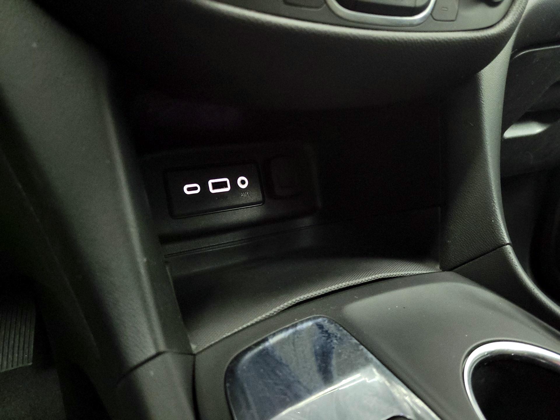 Thumbnail: 2021 Chevrolet Equinox - 18