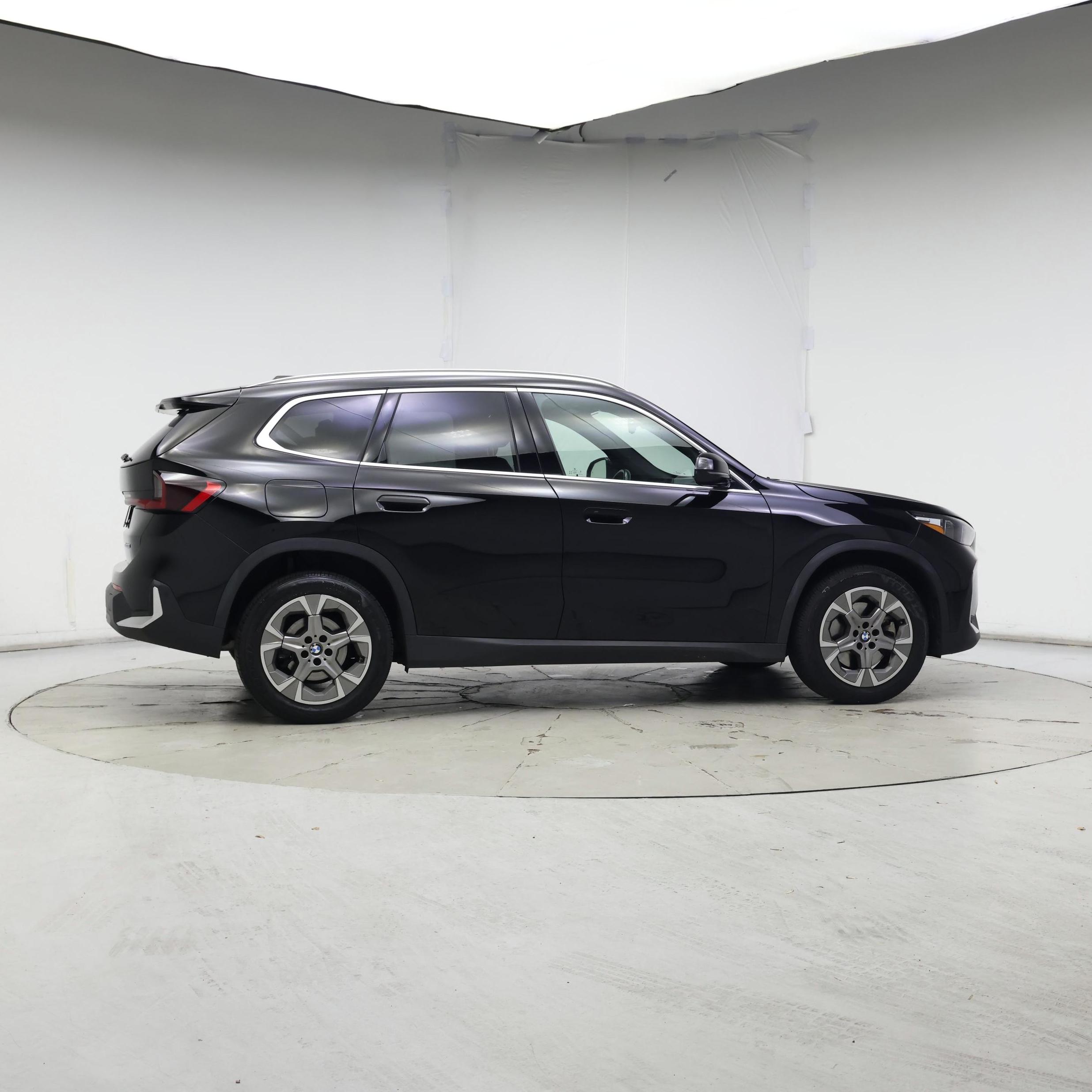 Thumbnail: 2023 BMW X1 - 7