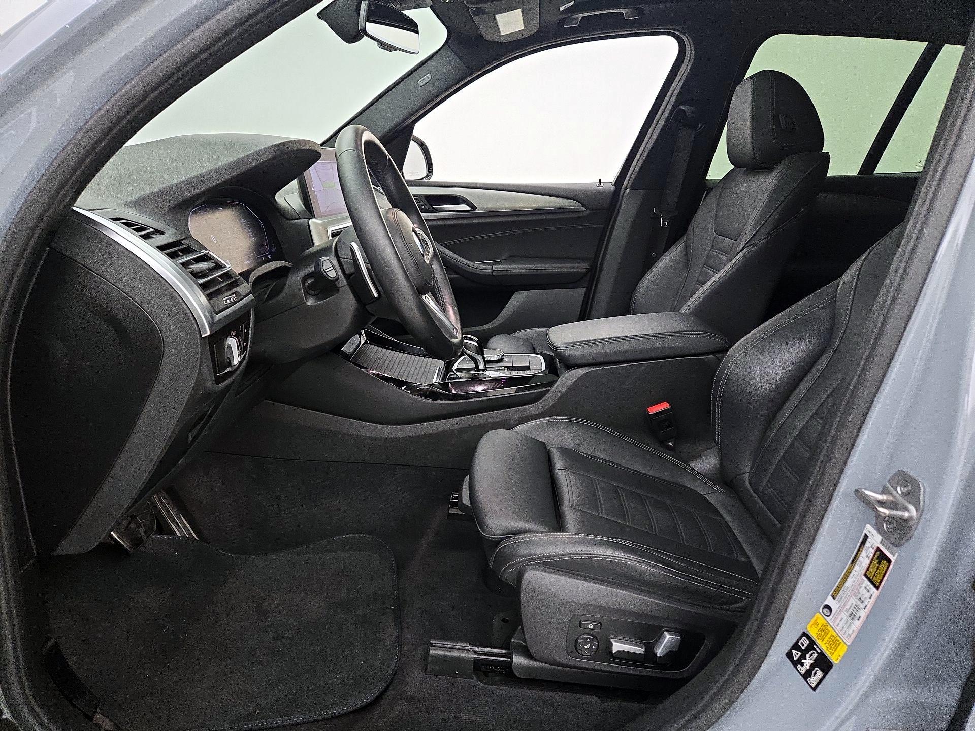 Thumbnail: 2022 BMW X3 - 11