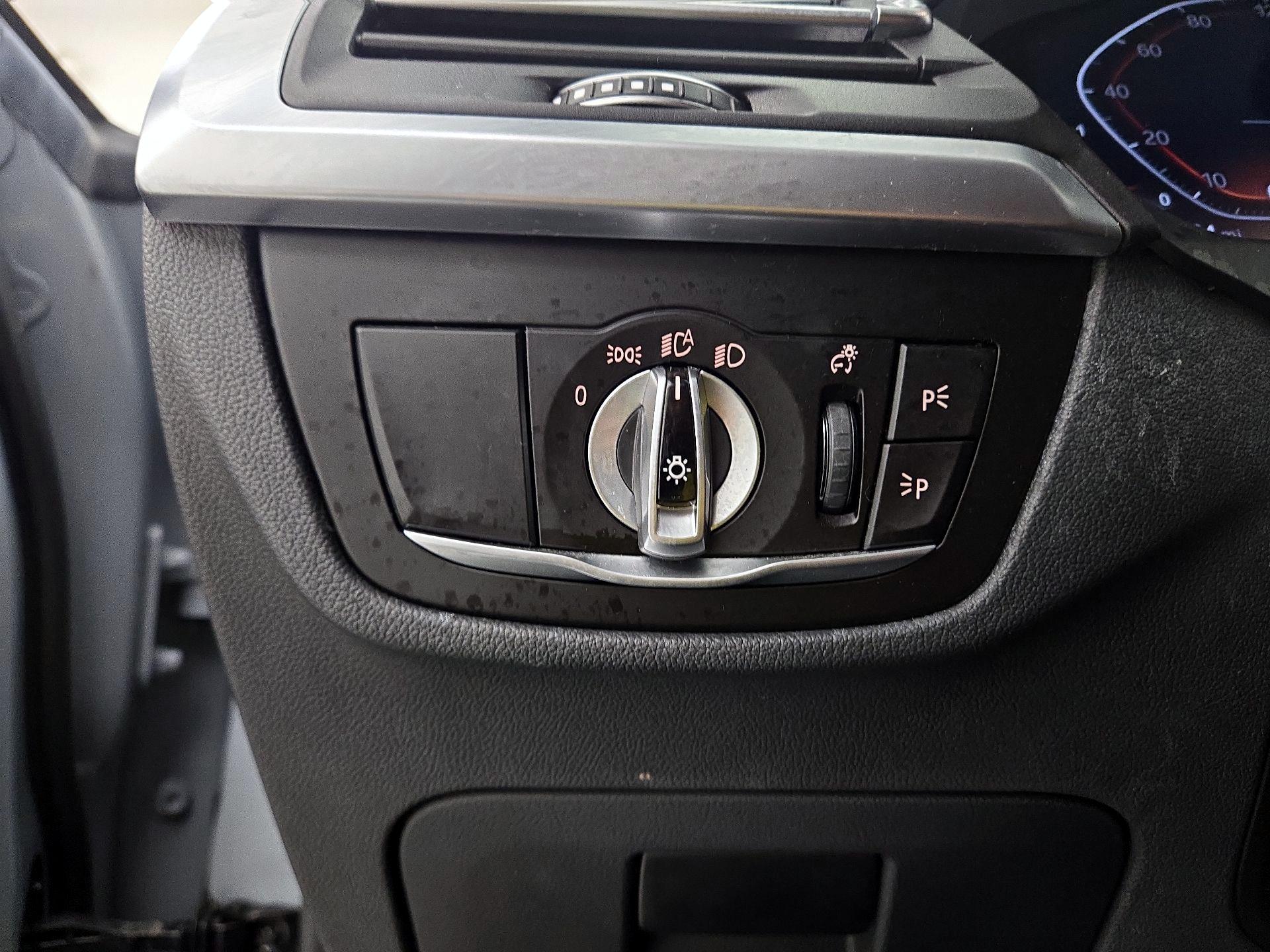 Thumbnail: 2022 BMW X3 - 13