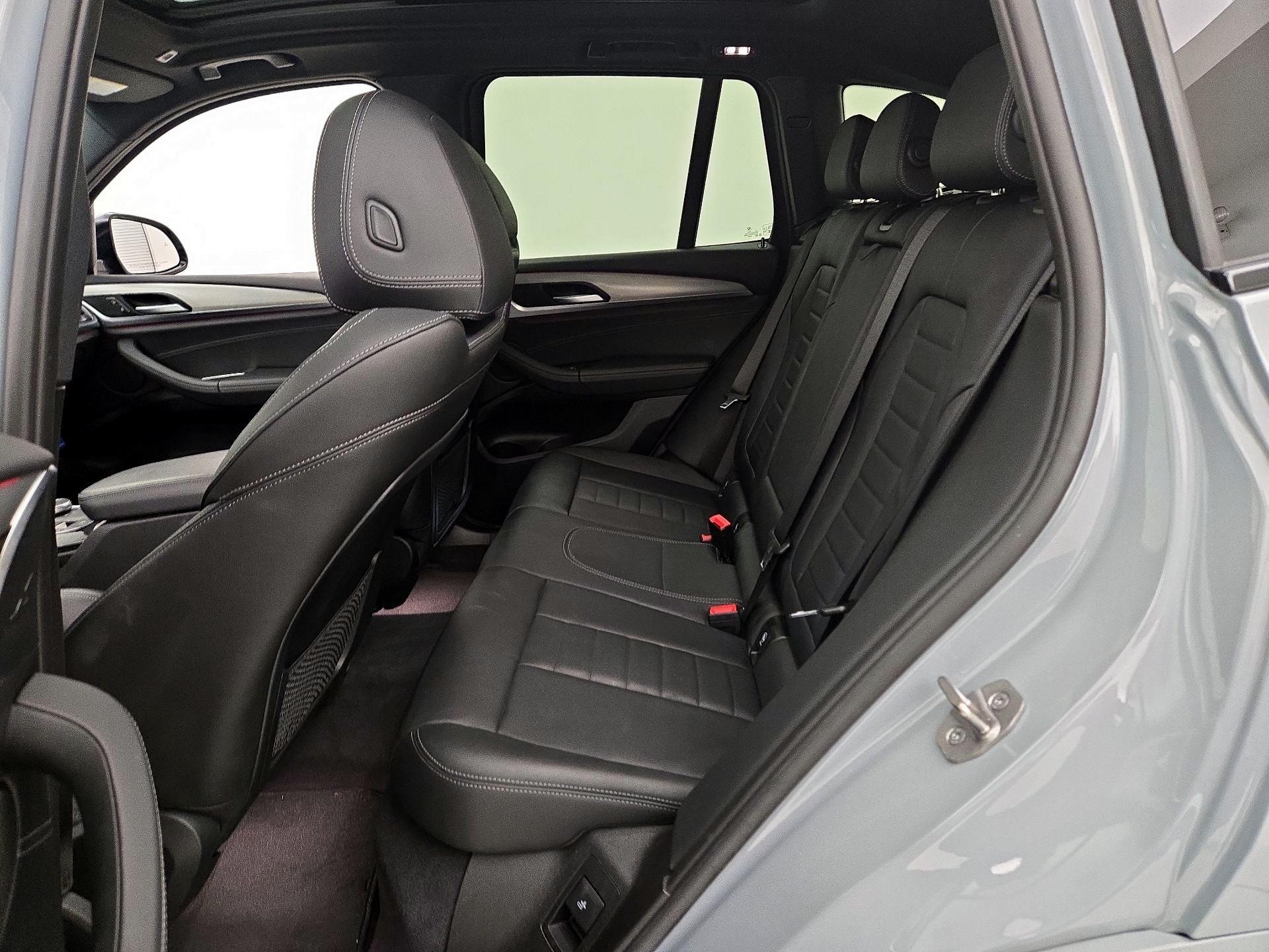 Thumbnail: 2022 BMW X3 - 19