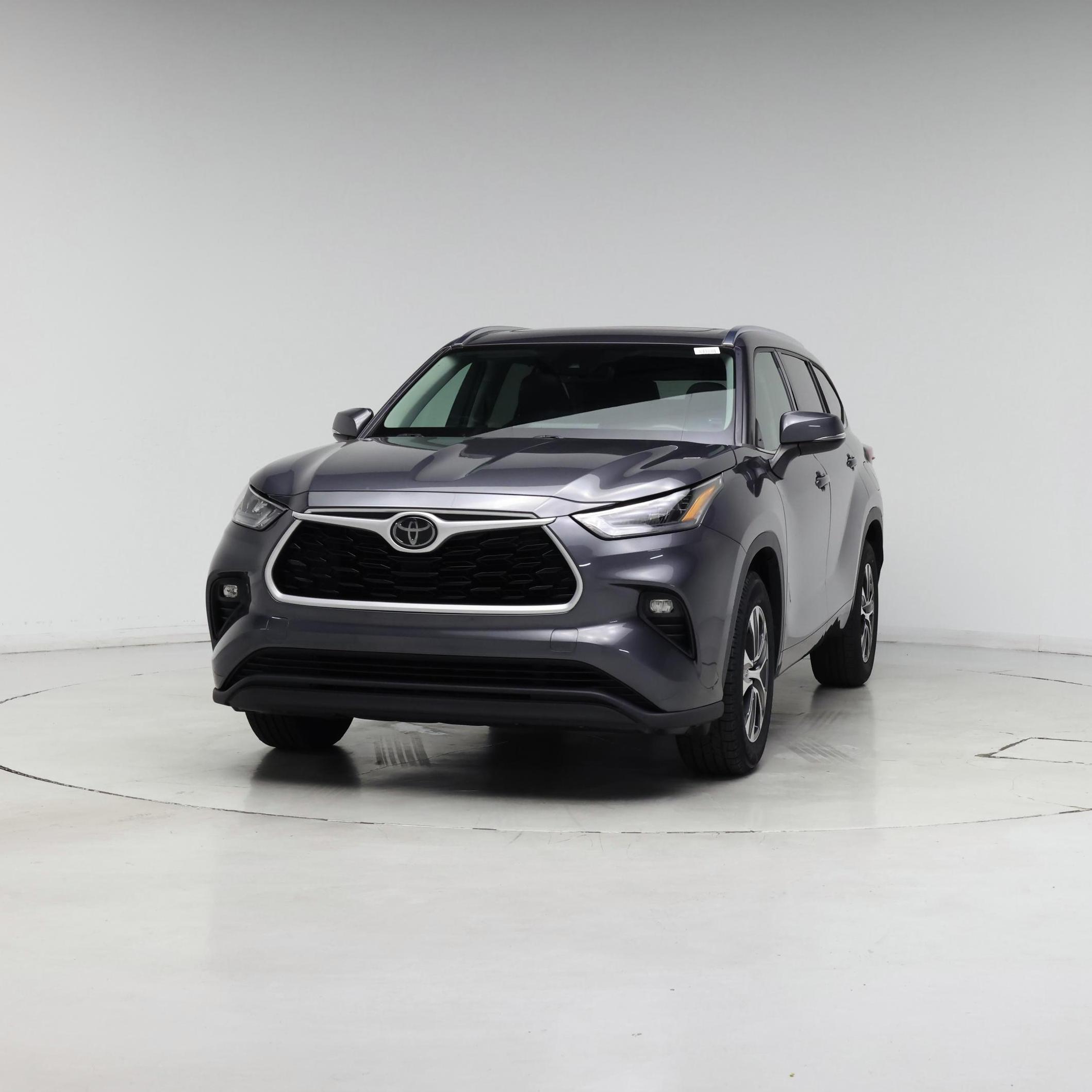 Thumbnail: 2020 Toyota Highlander - 4