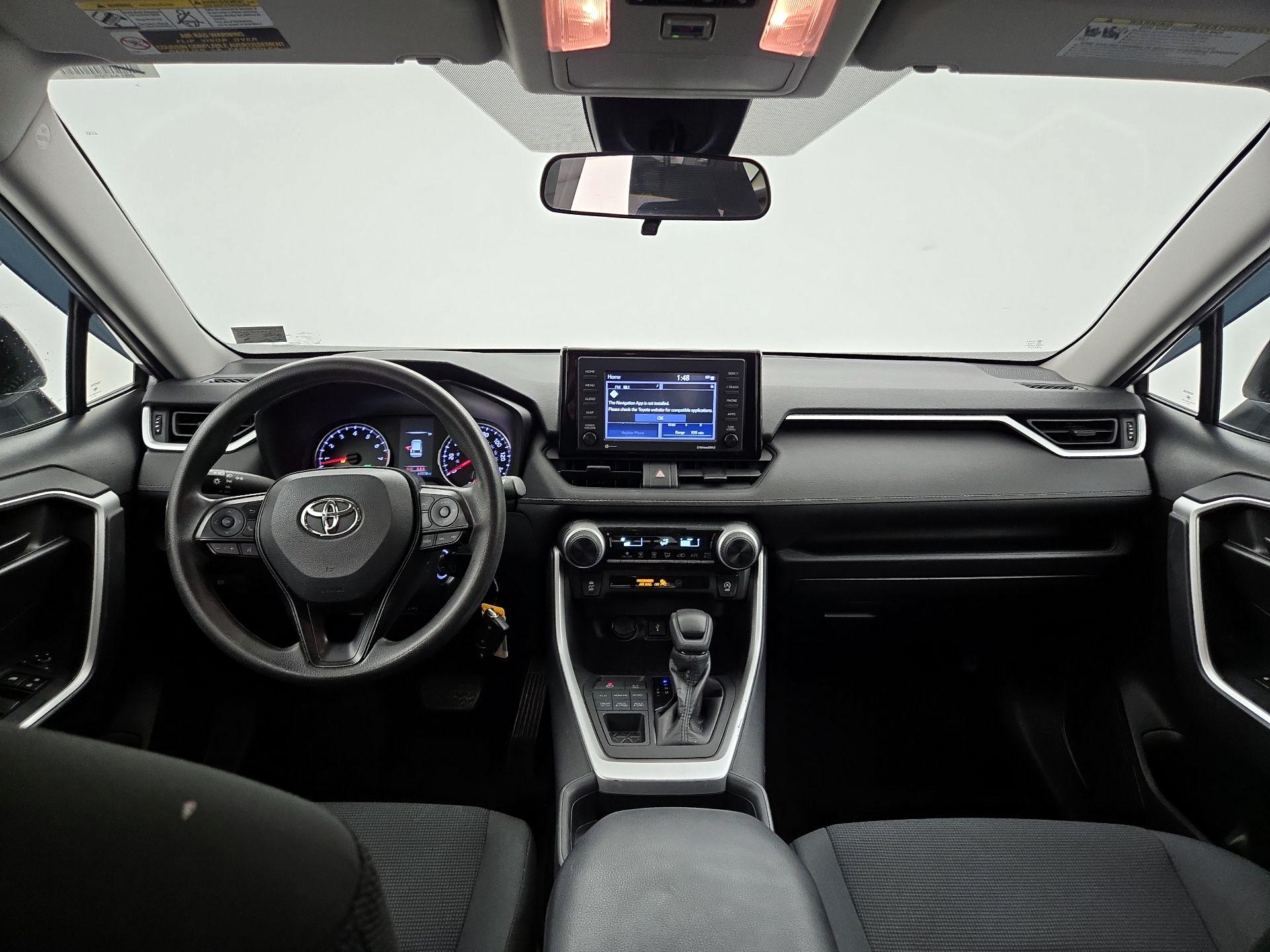 Thumbnail: 2021 Toyota RAV4 - 9