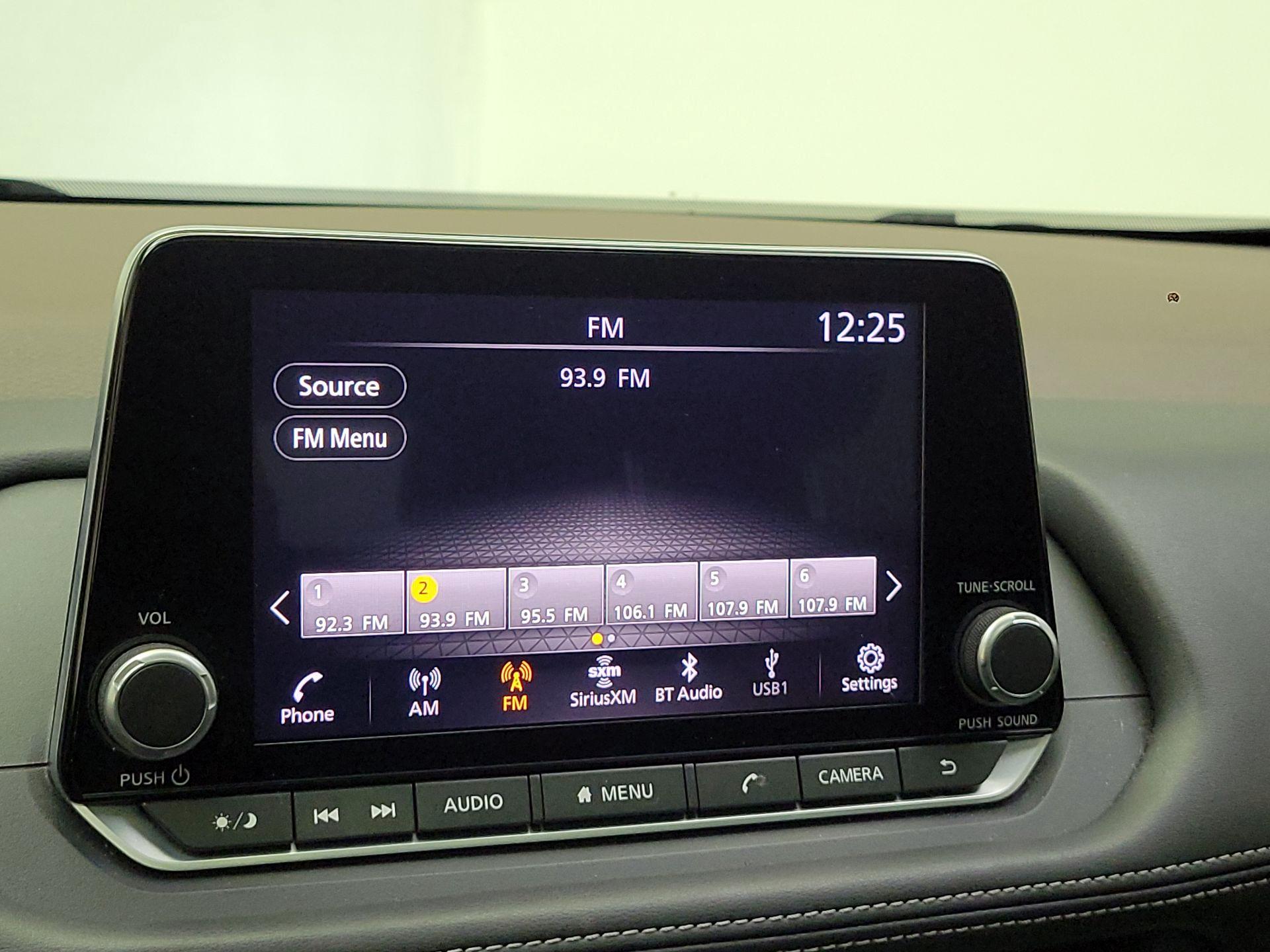 Thumbnail: 2023 Nissan Rogue - 15