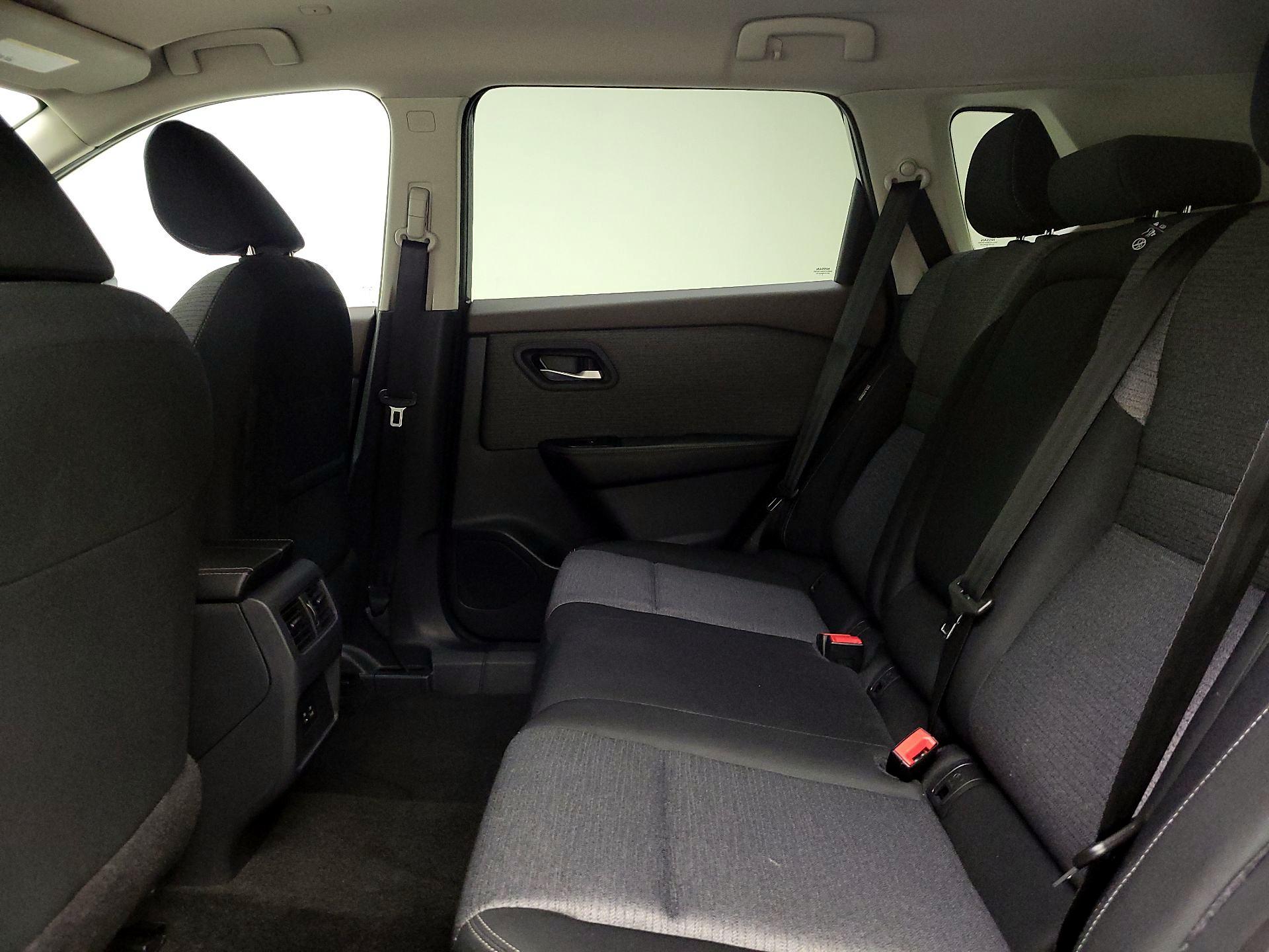 Thumbnail: 2023 Nissan Rogue - 19