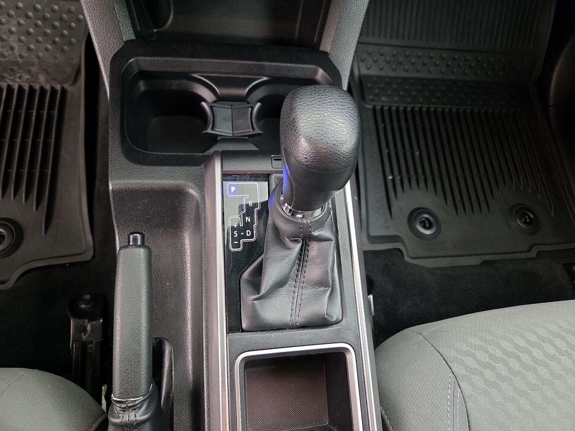 Thumbnail: 2023 Toyota Tacoma - 17