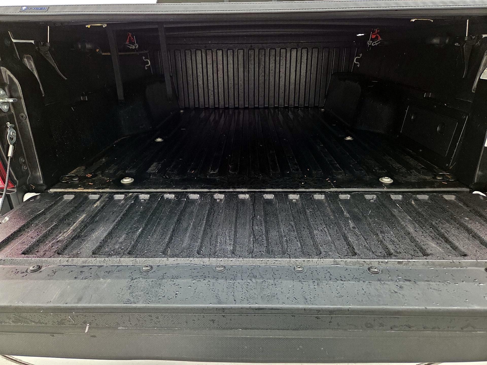 Thumbnail: 2023 Toyota Tacoma - 20