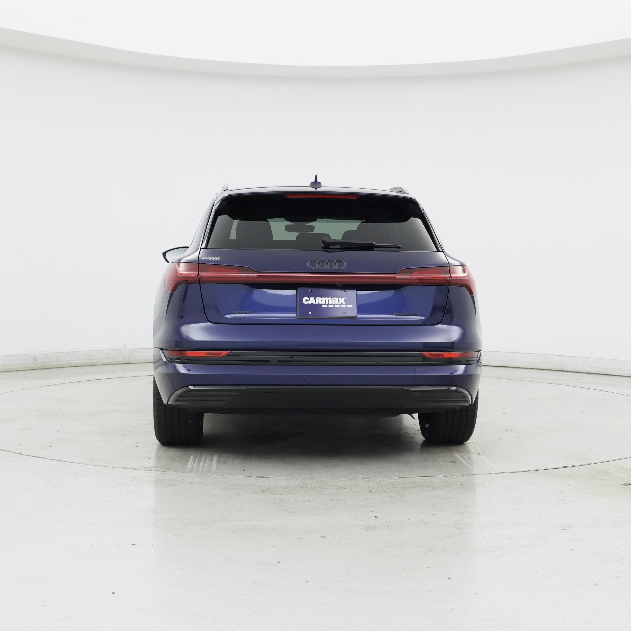 Thumbnail: 2021 Audi e-tron - 6