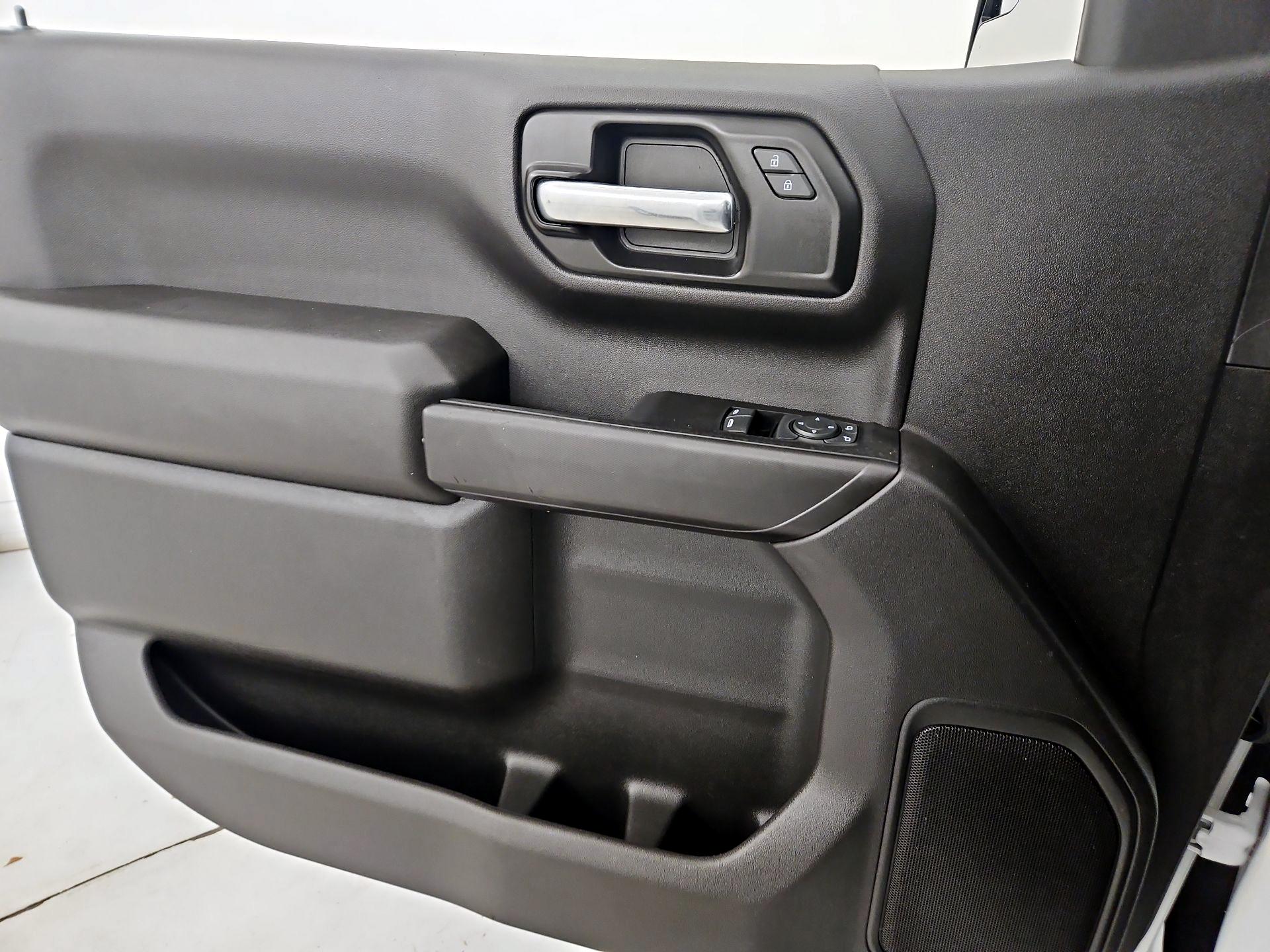 Thumbnail: 2023 Chevrolet Silverado 1500 - 12