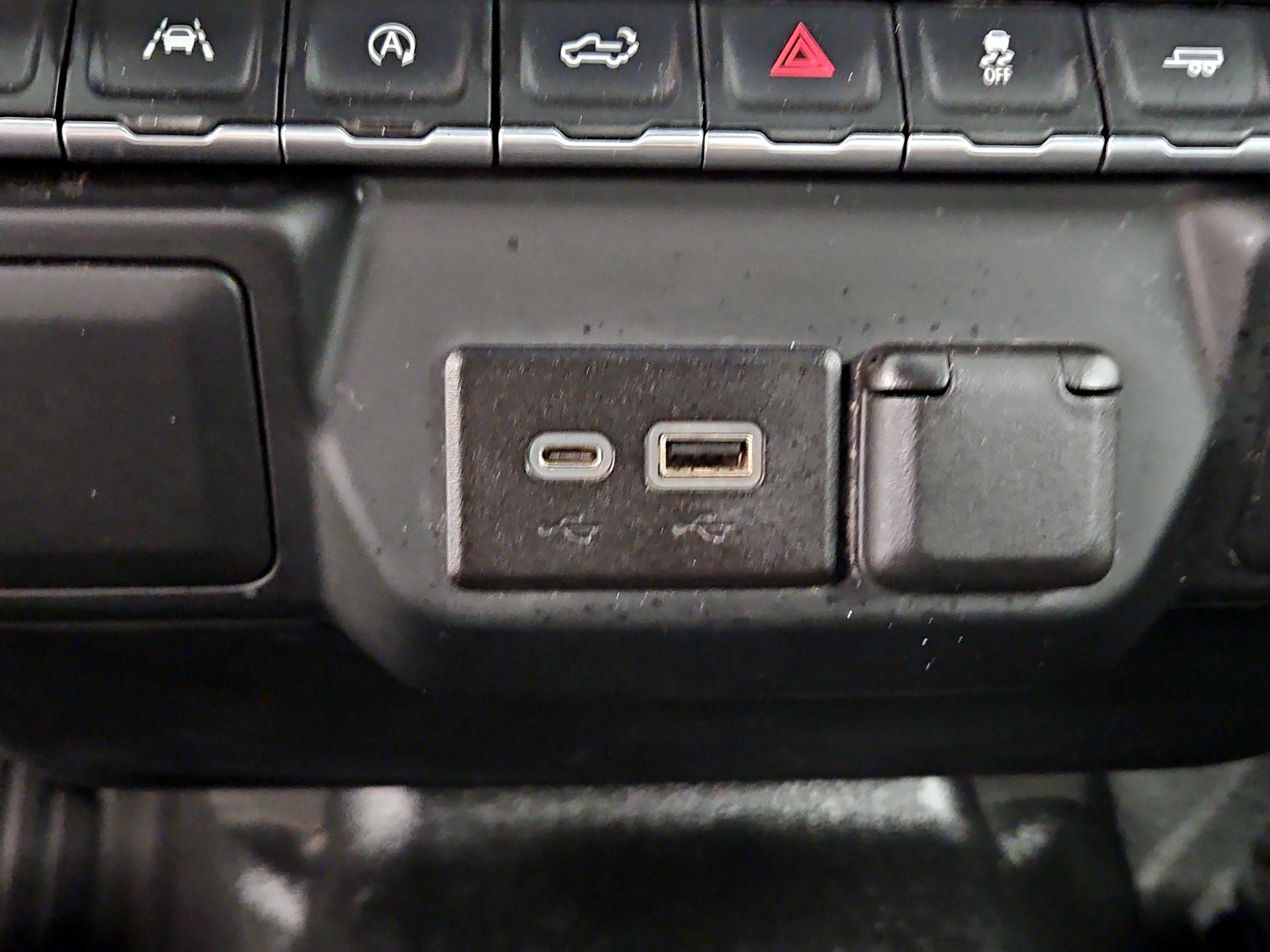 Thumbnail: 2023 Chevrolet Silverado 1500 - 18