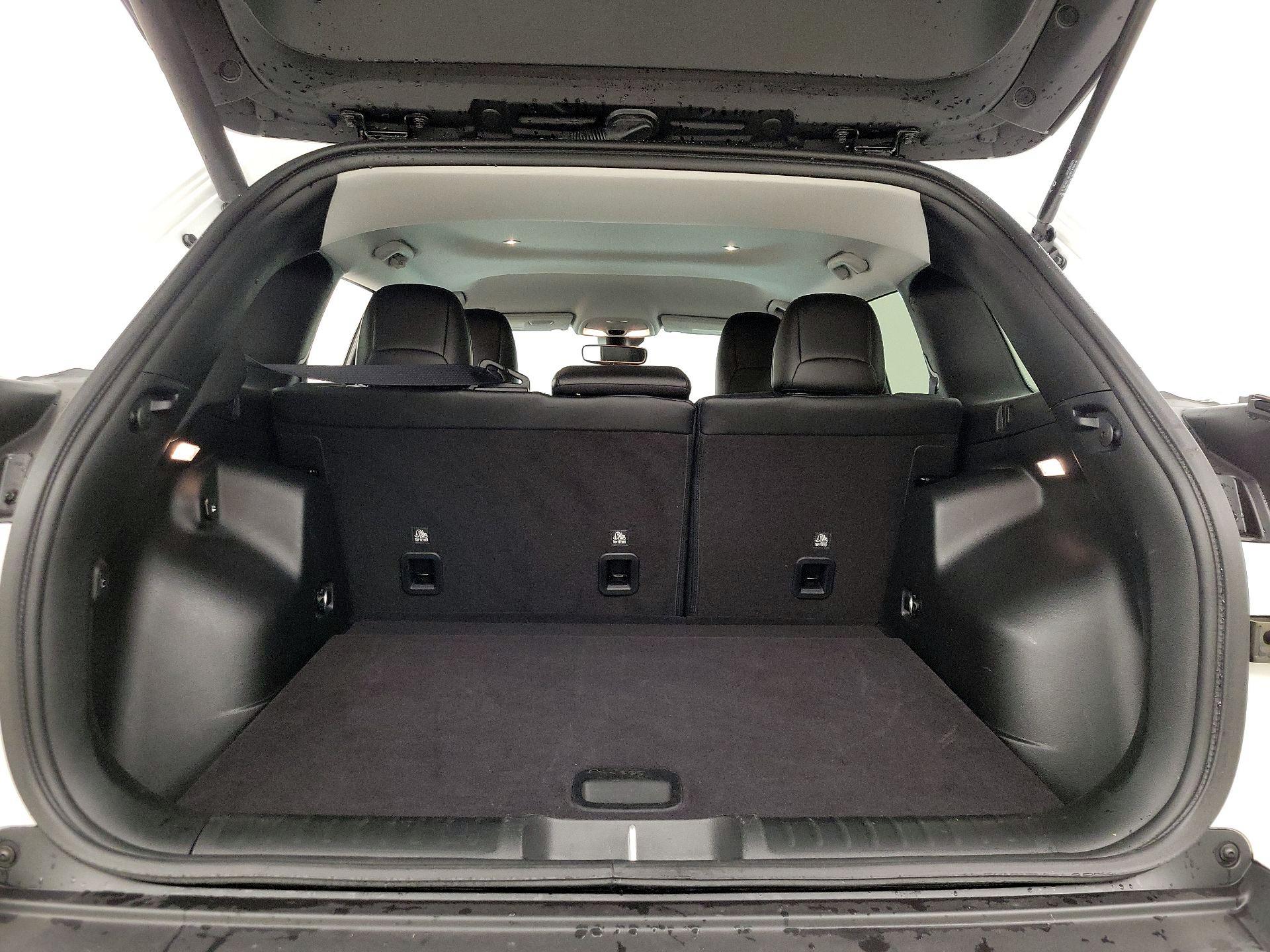 Thumbnail: 2022 Jeep Cherokee - 20