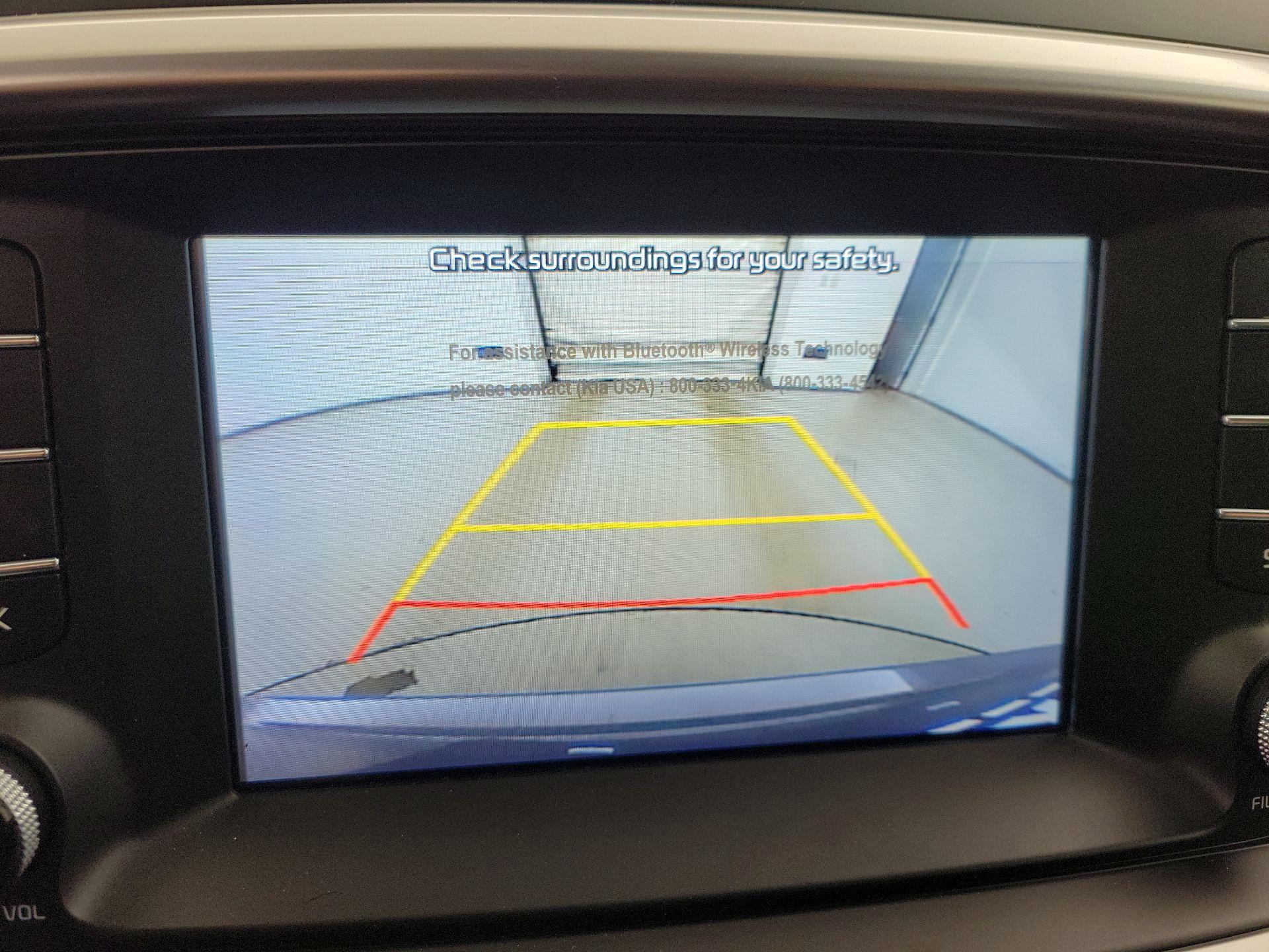 Thumbnail: 2020 Kia Sorento - 14