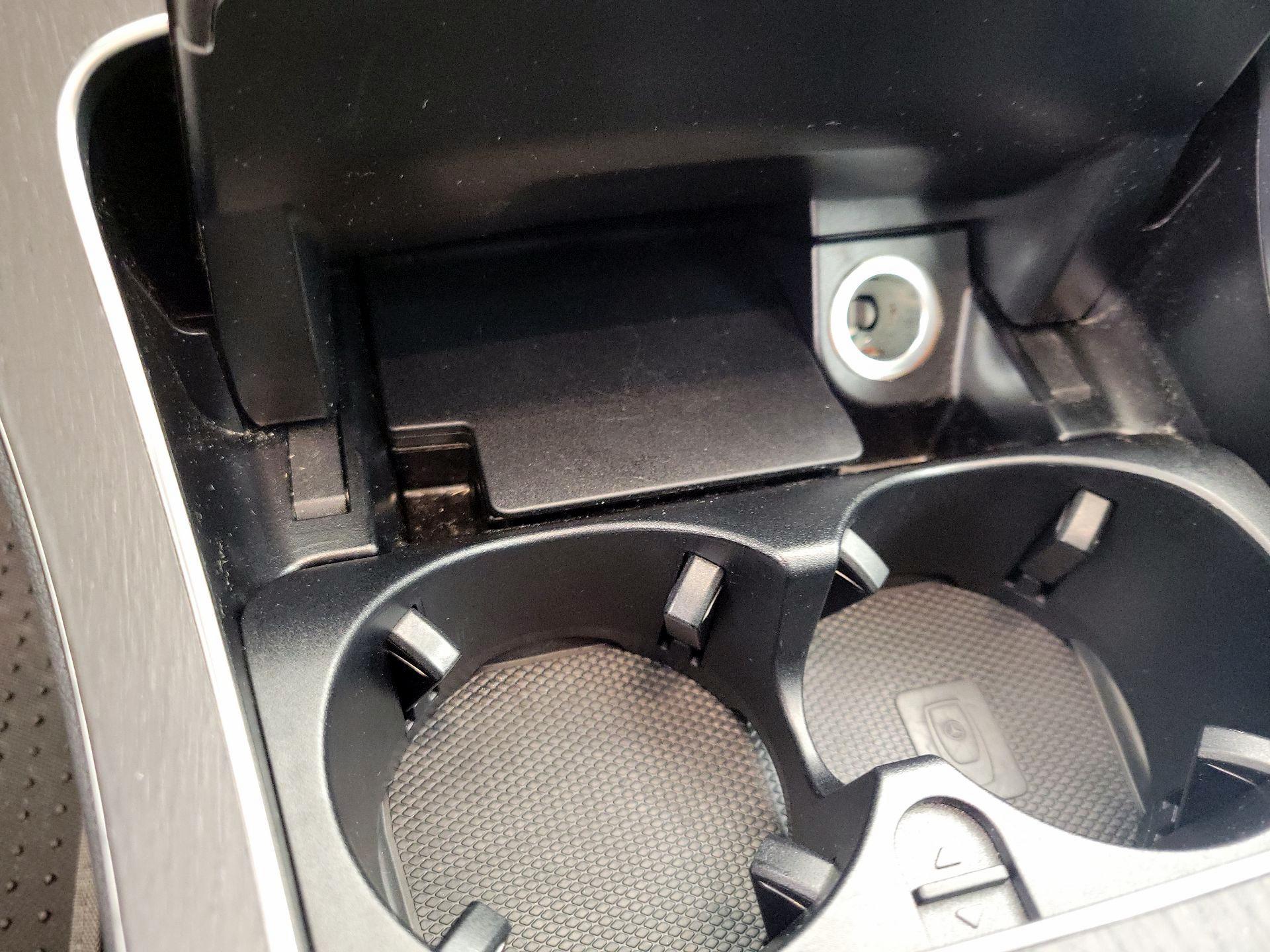 Thumbnail: 2019 Mercedes-Benz C-Class - 18