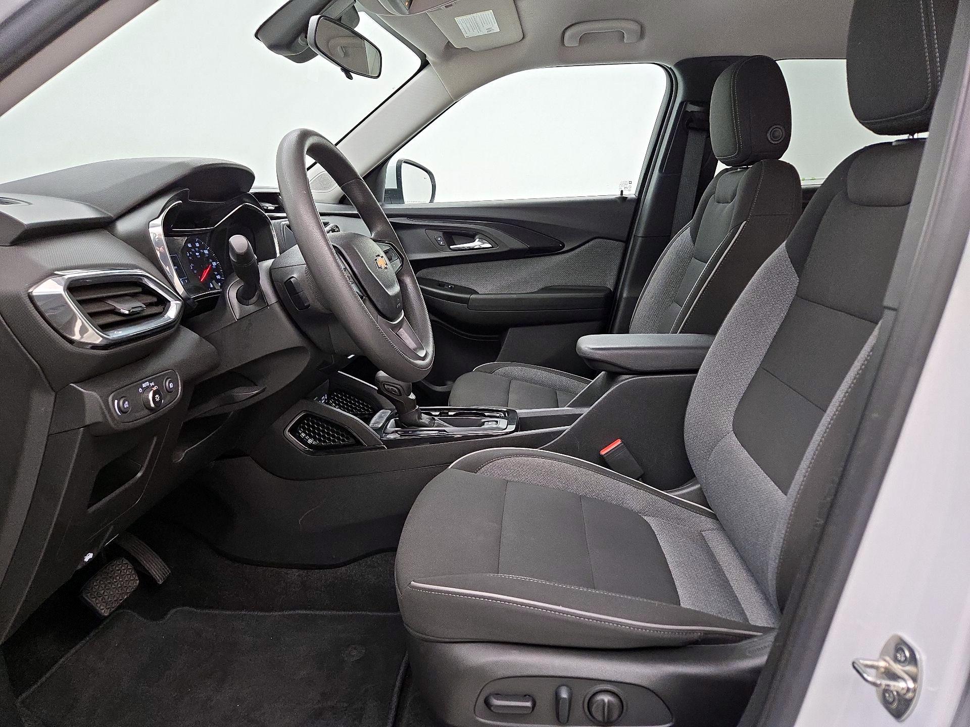 Thumbnail: 2022 Chevrolet TrailBlazer - 11