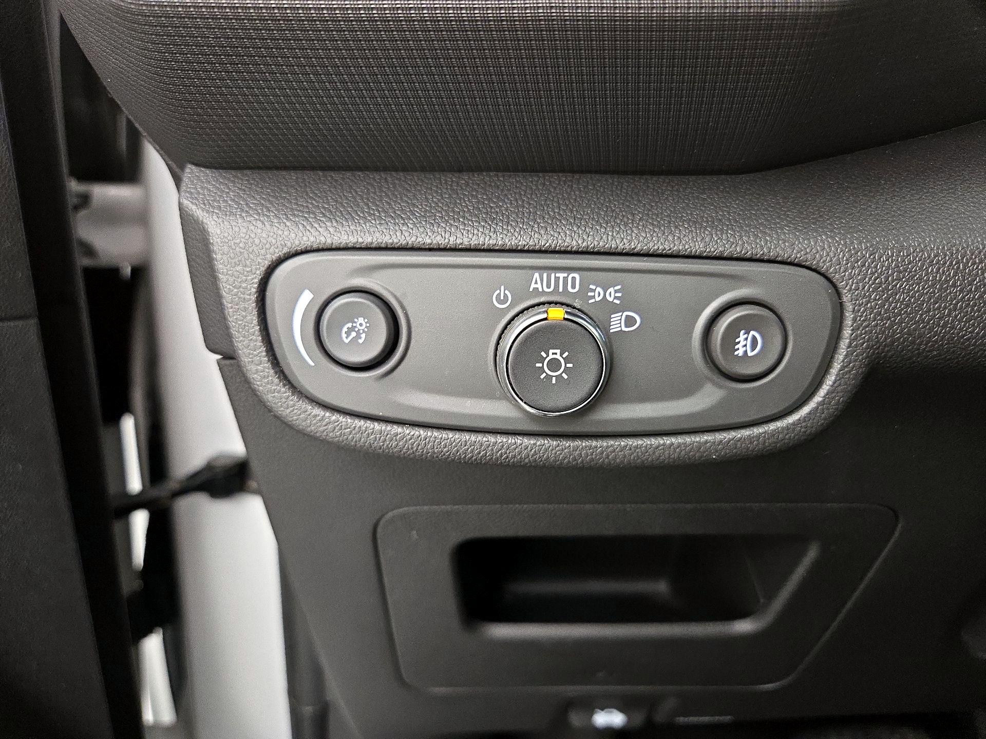 Thumbnail: 2022 Chevrolet TrailBlazer - 13