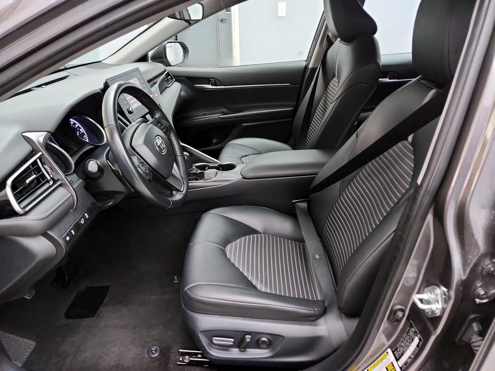 Thumbnail: 2023 Toyota Camry - 11