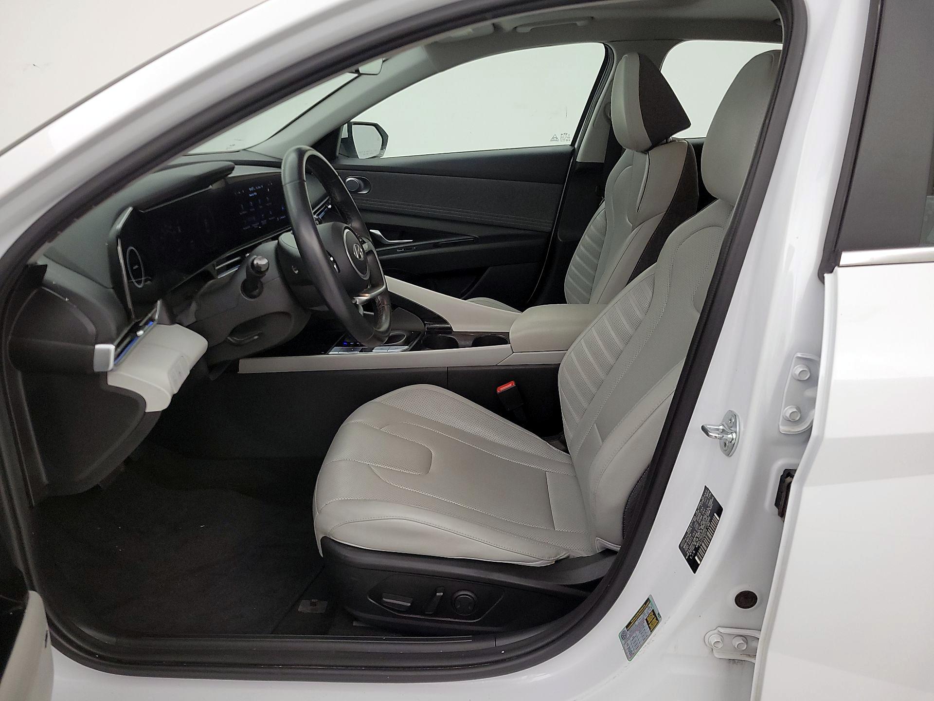 Thumbnail: 2024 Hyundai Elantra - 11