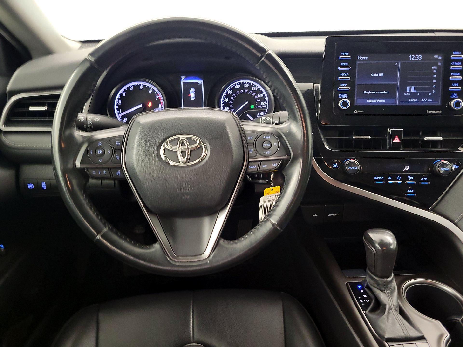 Thumbnail: 2023 Toyota Camry - 10