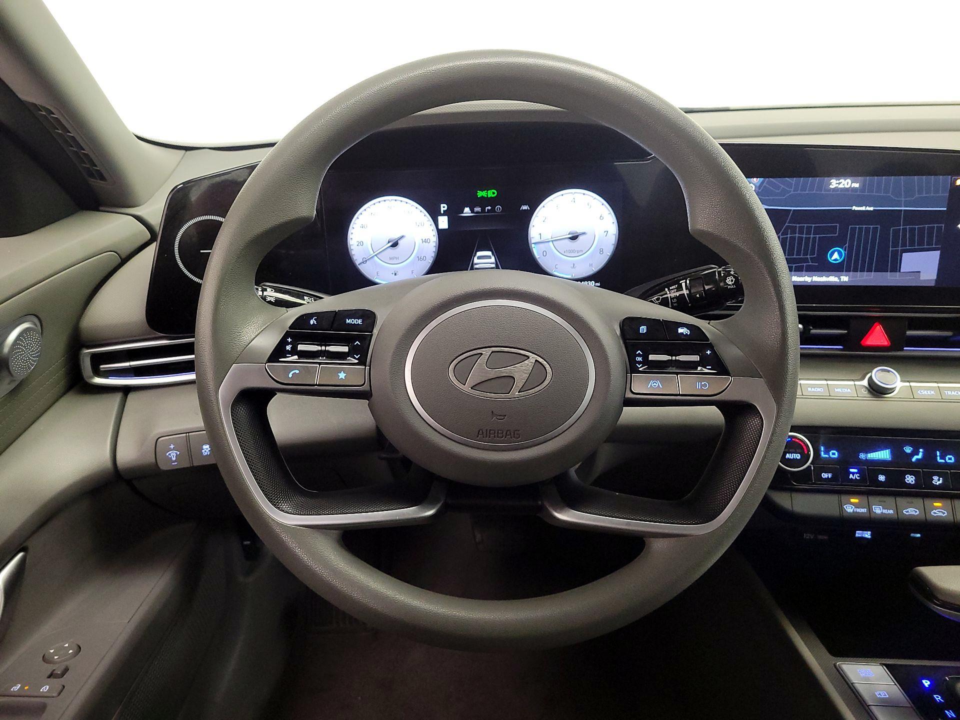 Thumbnail: 2024 Hyundai Elantra - 10