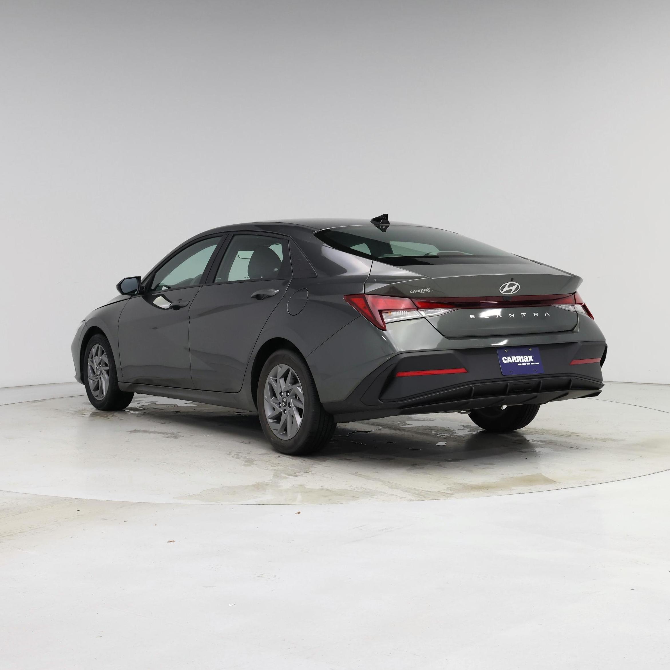 Thumbnail: 2024 Hyundai Elantra - 2