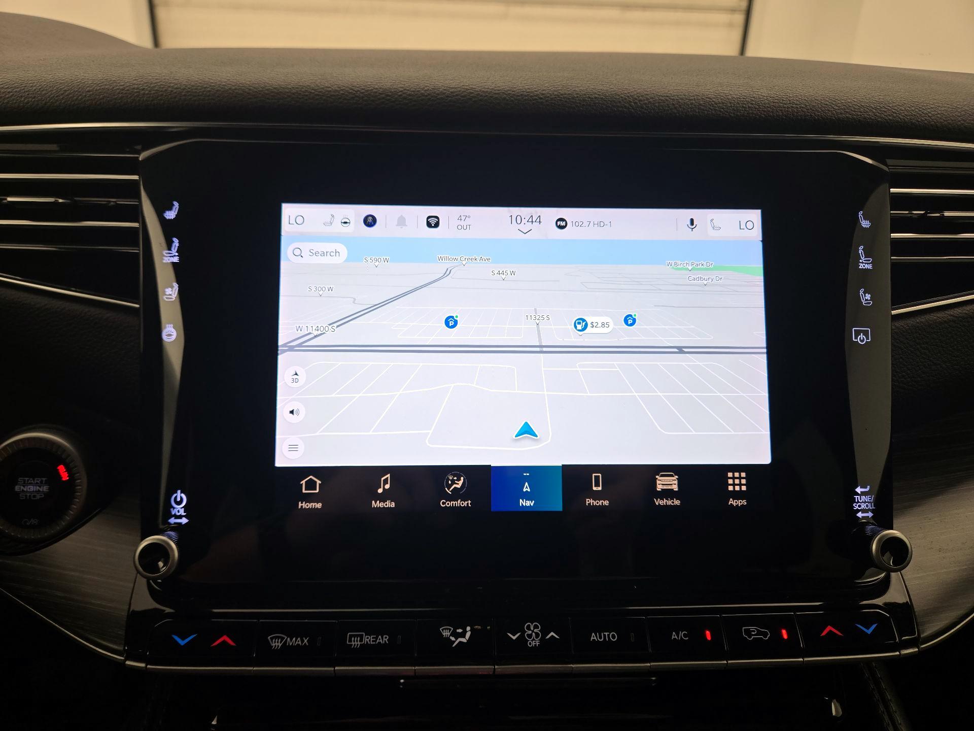 Thumbnail: 2024 Jeep Wagoneer - 14