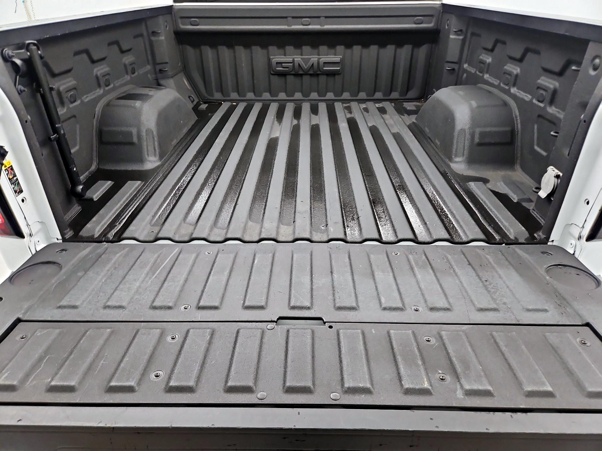 Thumbnail: 2022 GMC Sierra 1500 - 20