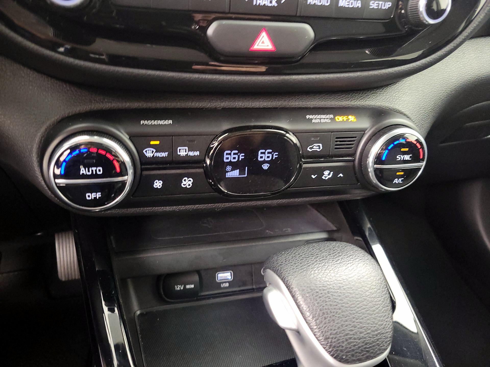 Thumbnail: 2023 Kia Soul - 17