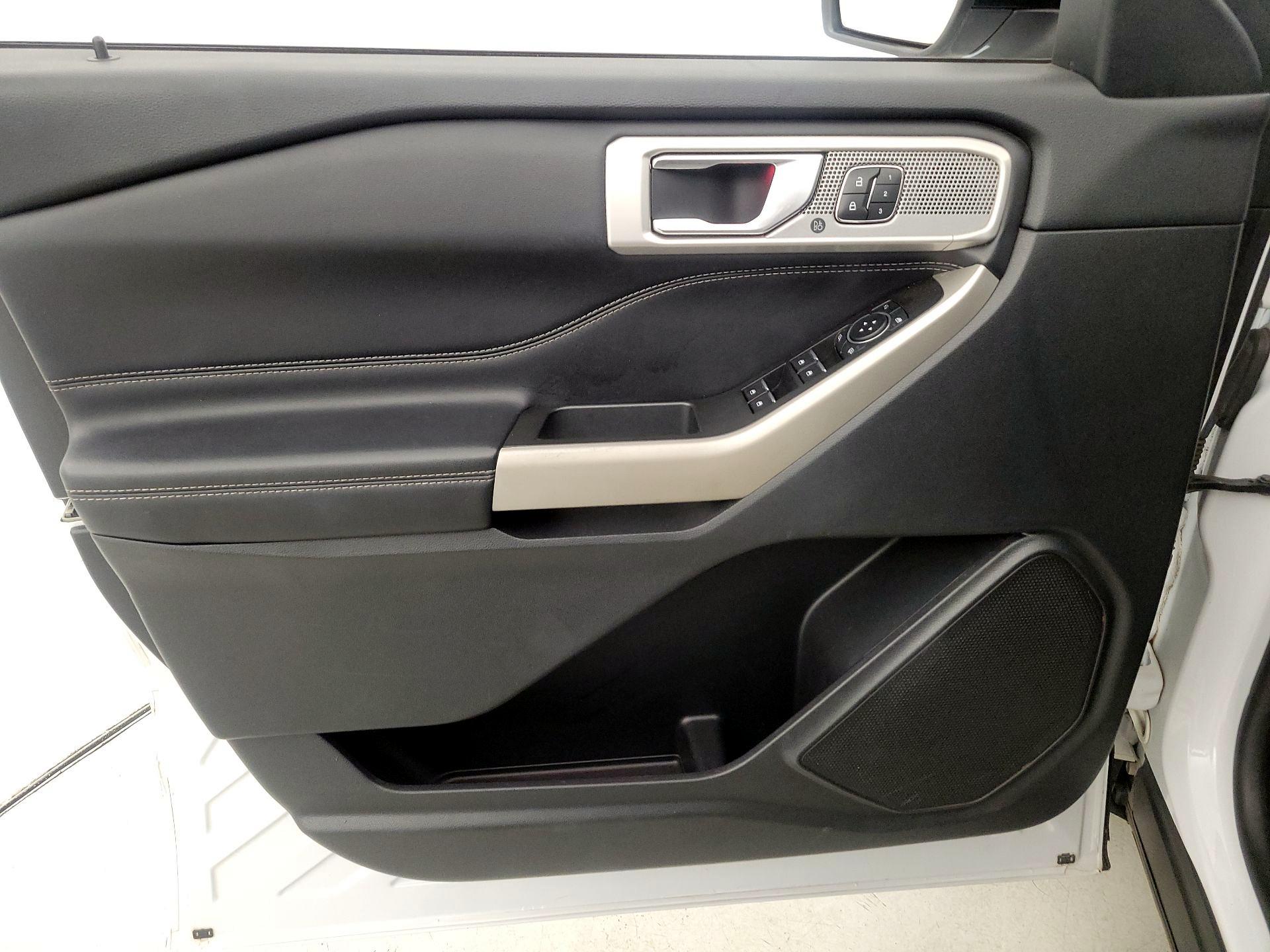 Thumbnail: 2022 Ford Explorer - 12