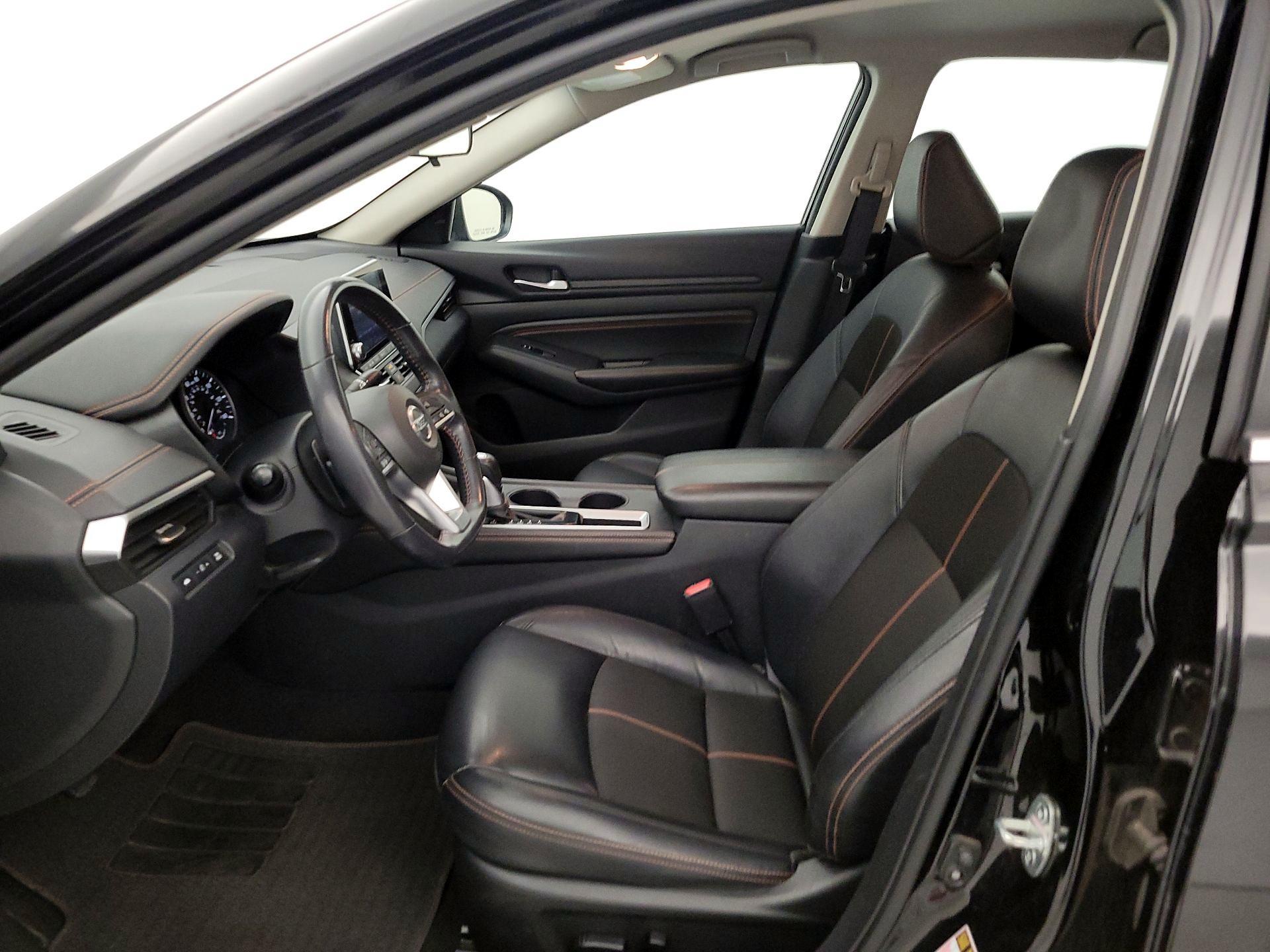 Thumbnail: 2022 Nissan Altima - 11