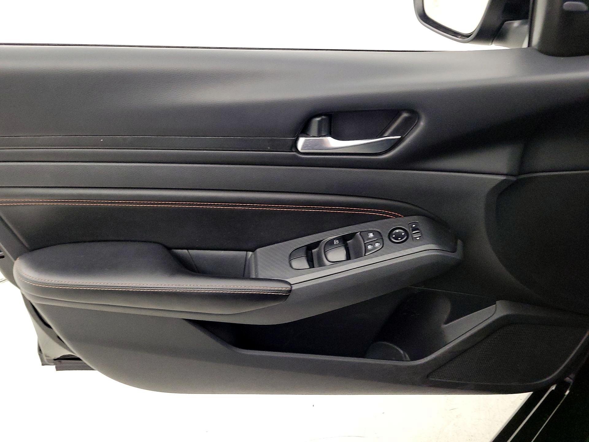 Thumbnail: 2022 Nissan Altima - 12