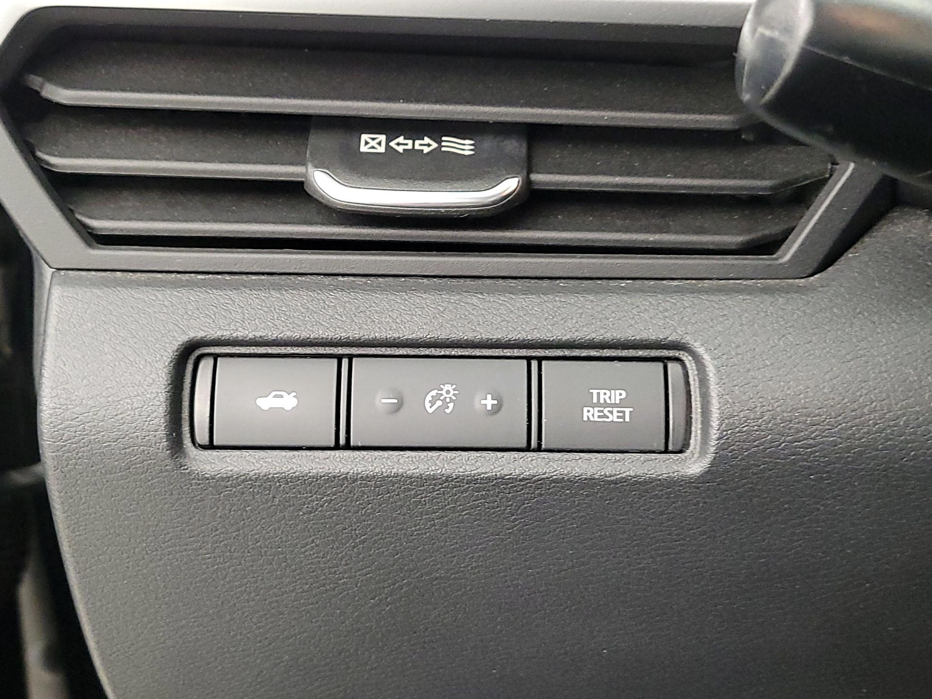 Thumbnail: 2022 Nissan Altima - 13