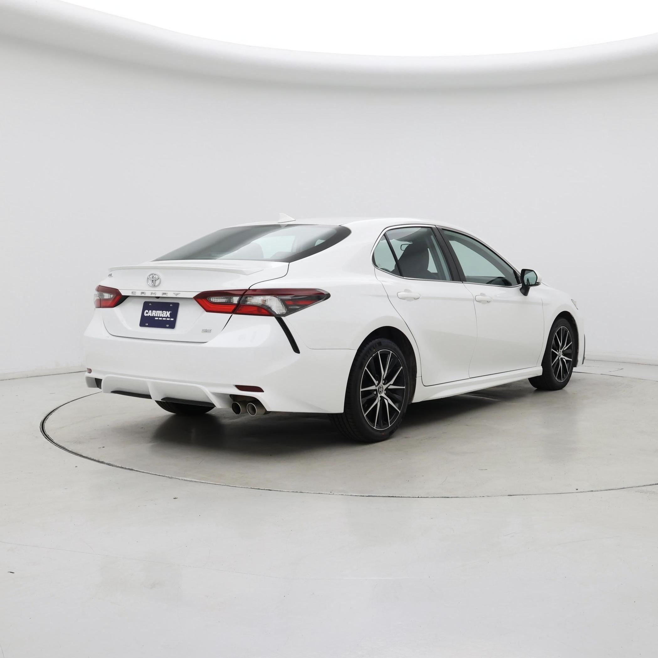 Thumbnail: 2023 Toyota Camry - 8