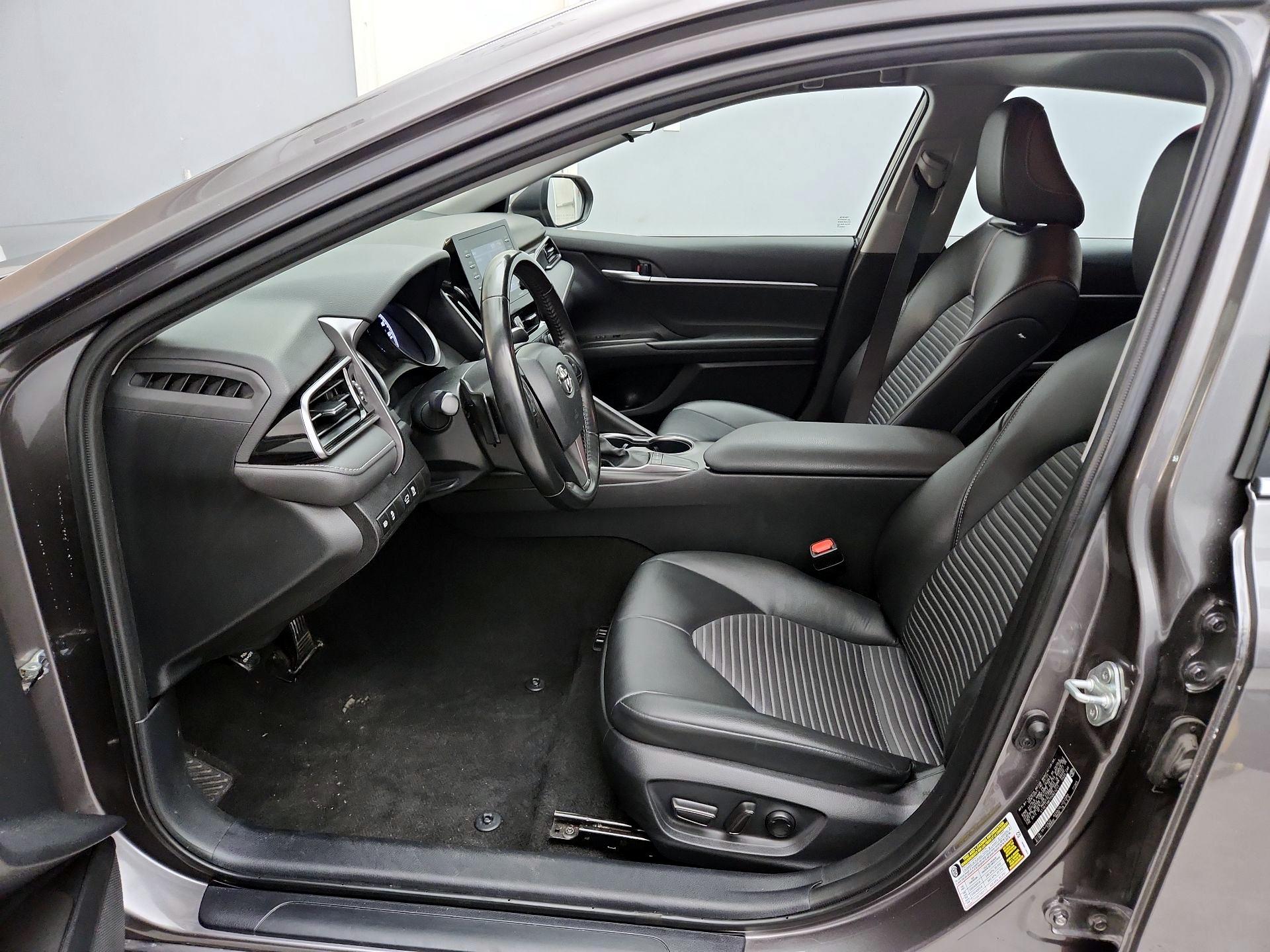 Thumbnail: 2023 Toyota Camry - 11