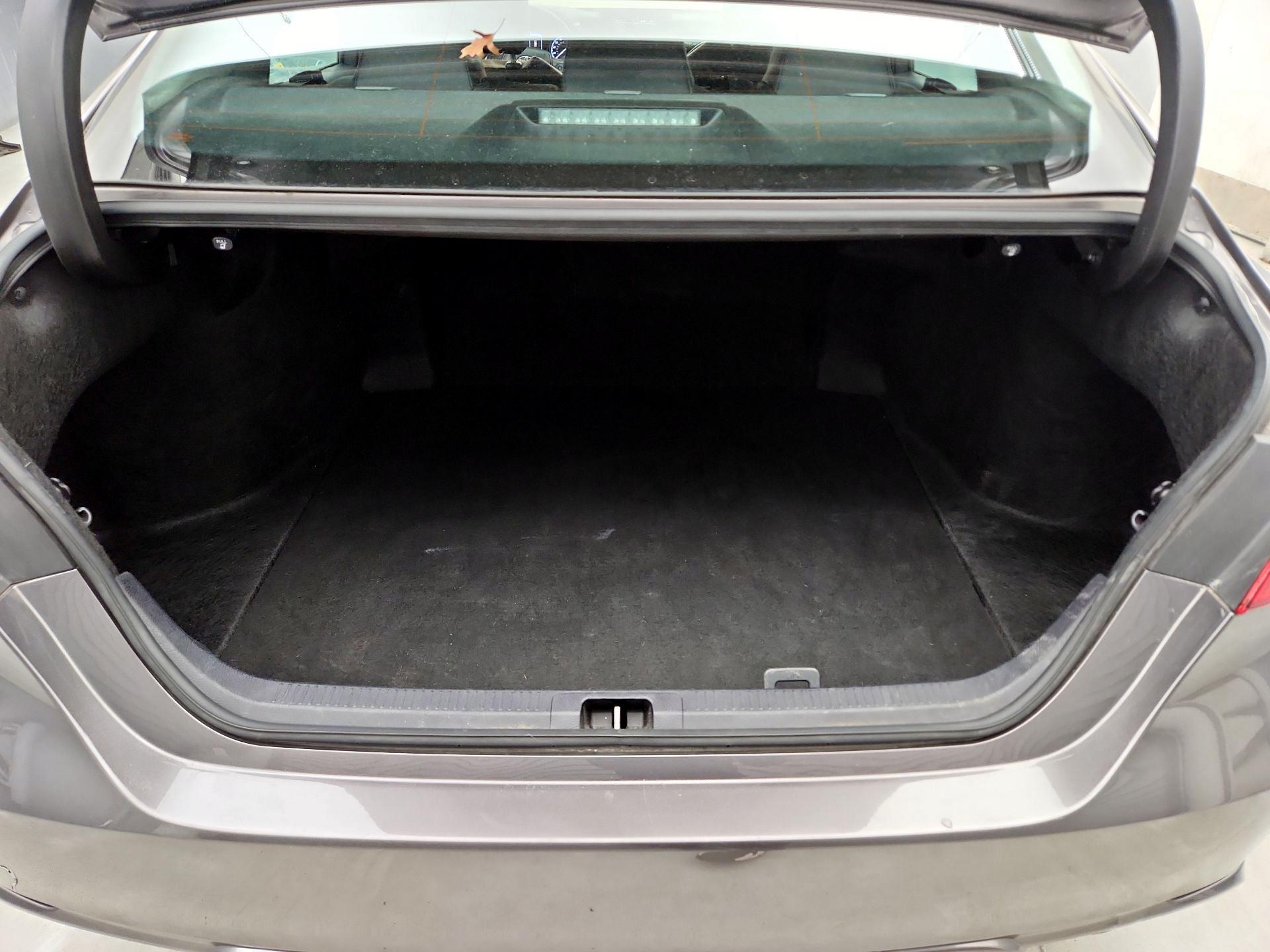 Thumbnail: 2023 Toyota Camry - 20