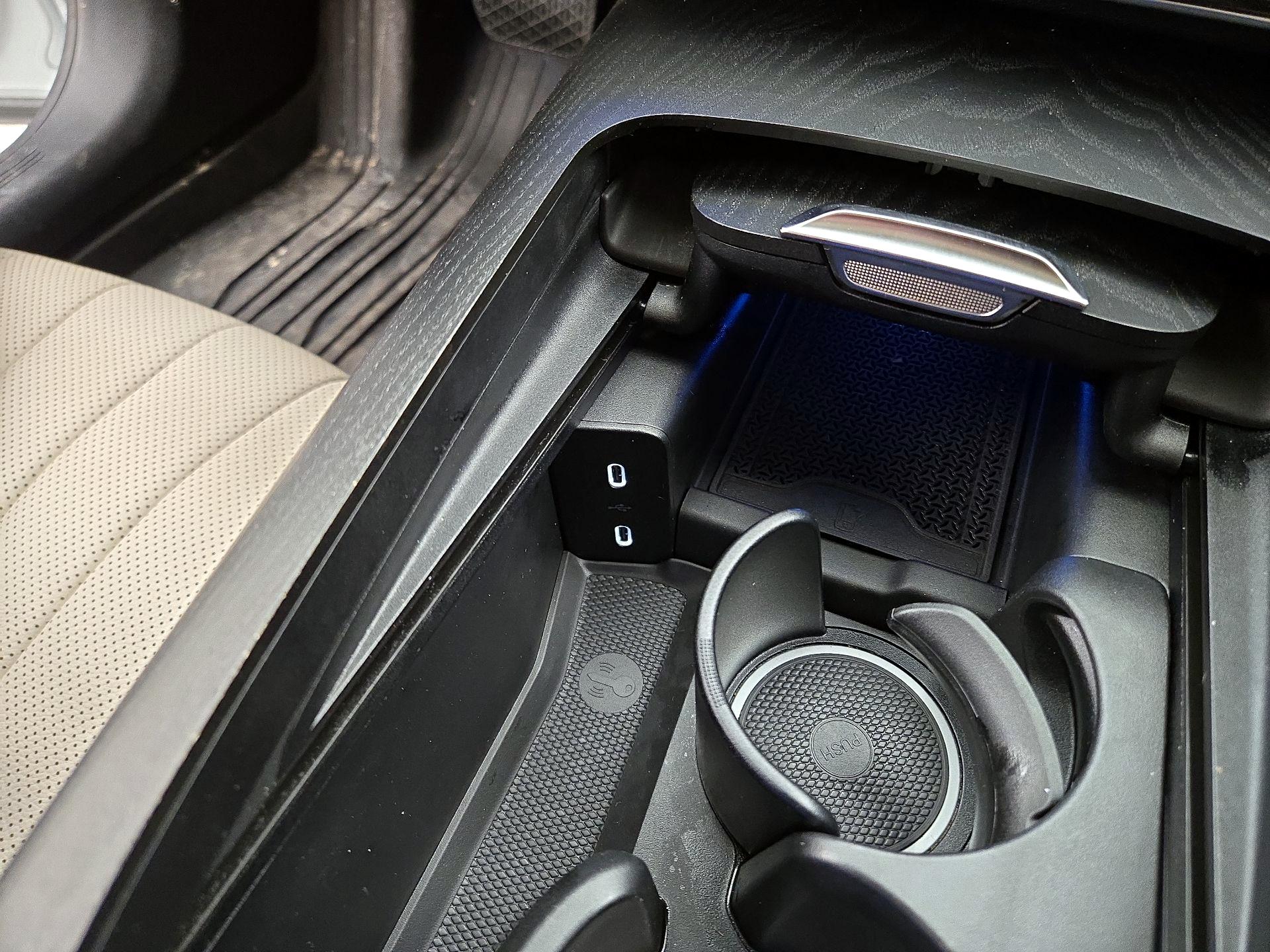 Thumbnail: 2024 Mercedes-Benz E-Class - 19