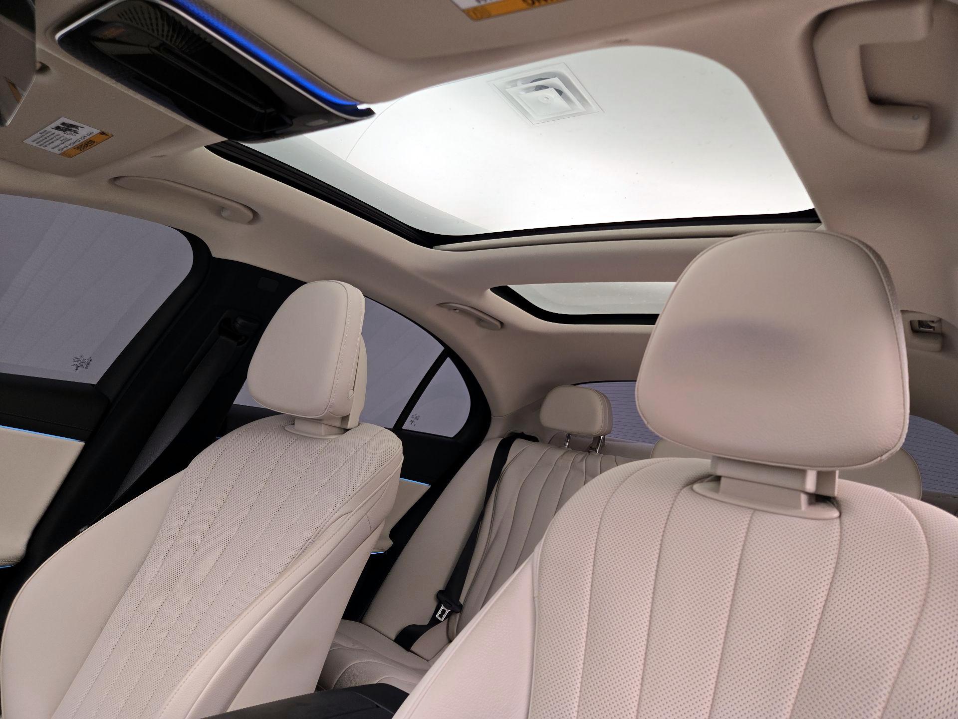 Thumbnail: 2024 Mercedes-Benz E-Class - 20