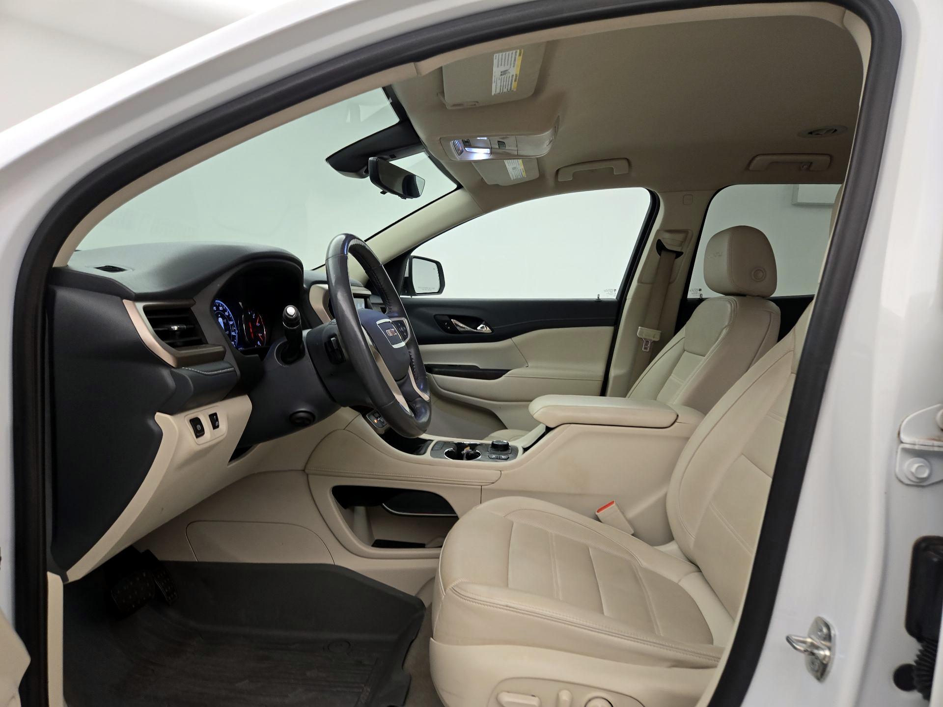 Thumbnail: 2020 GMC Acadia - 11